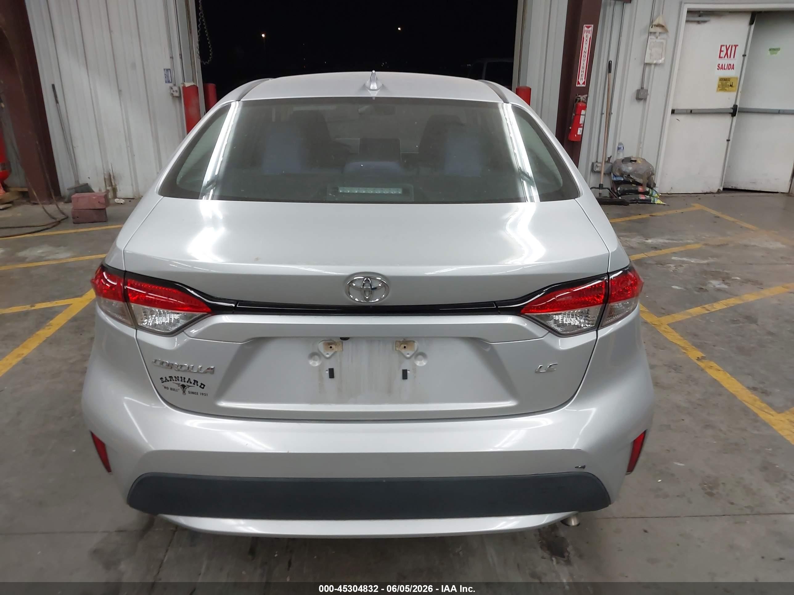 2020 Toyota Corolla Le Silver vin: 5YFEPRAE2LP005419