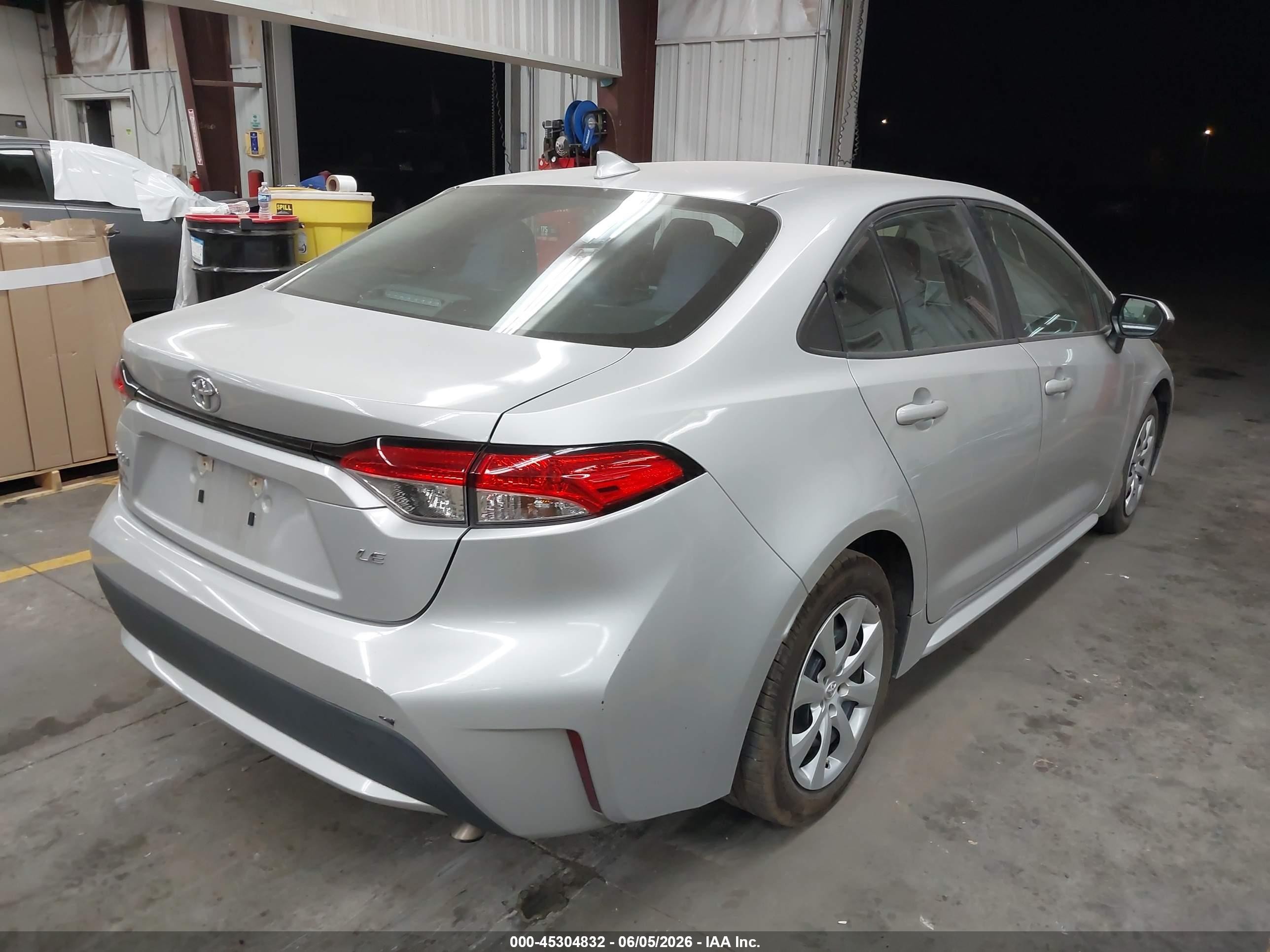 2020 Toyota Corolla Le Silver vin: 5YFEPRAE2LP005419