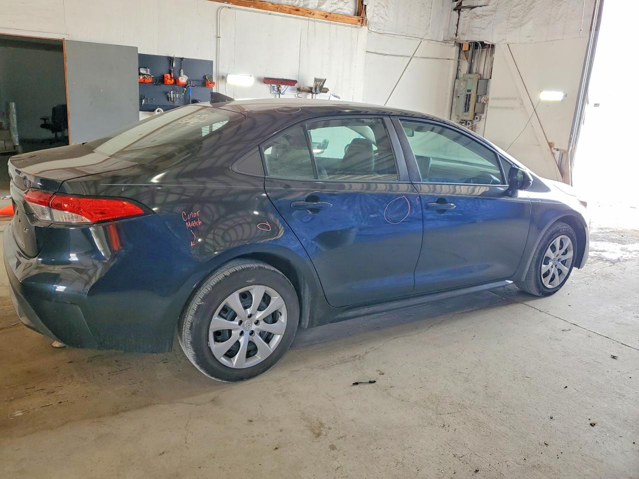 2020 Toyota Corolla Le Black vin: 5YFEPRAE2LP080671