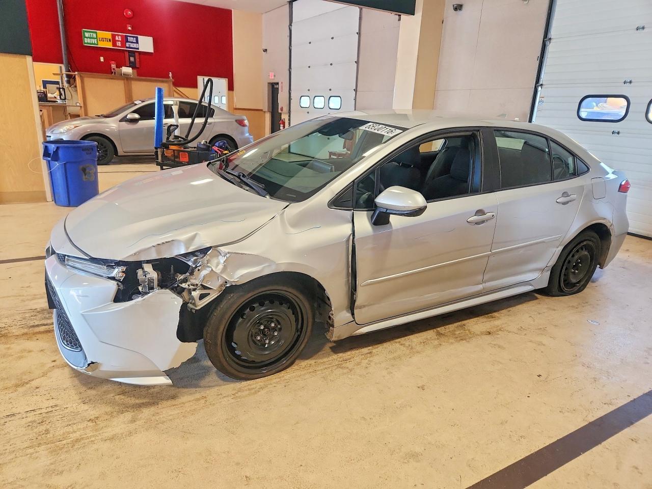 2020 Toyota Corolla Le Silver vin: 5YFEPRAE4LP123522