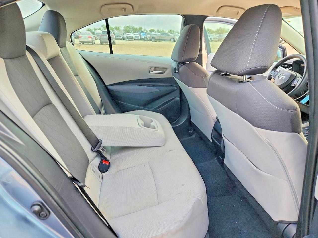 2020 Toyota Corolla Le Gray vin: 5YFEPRAE5LP061600