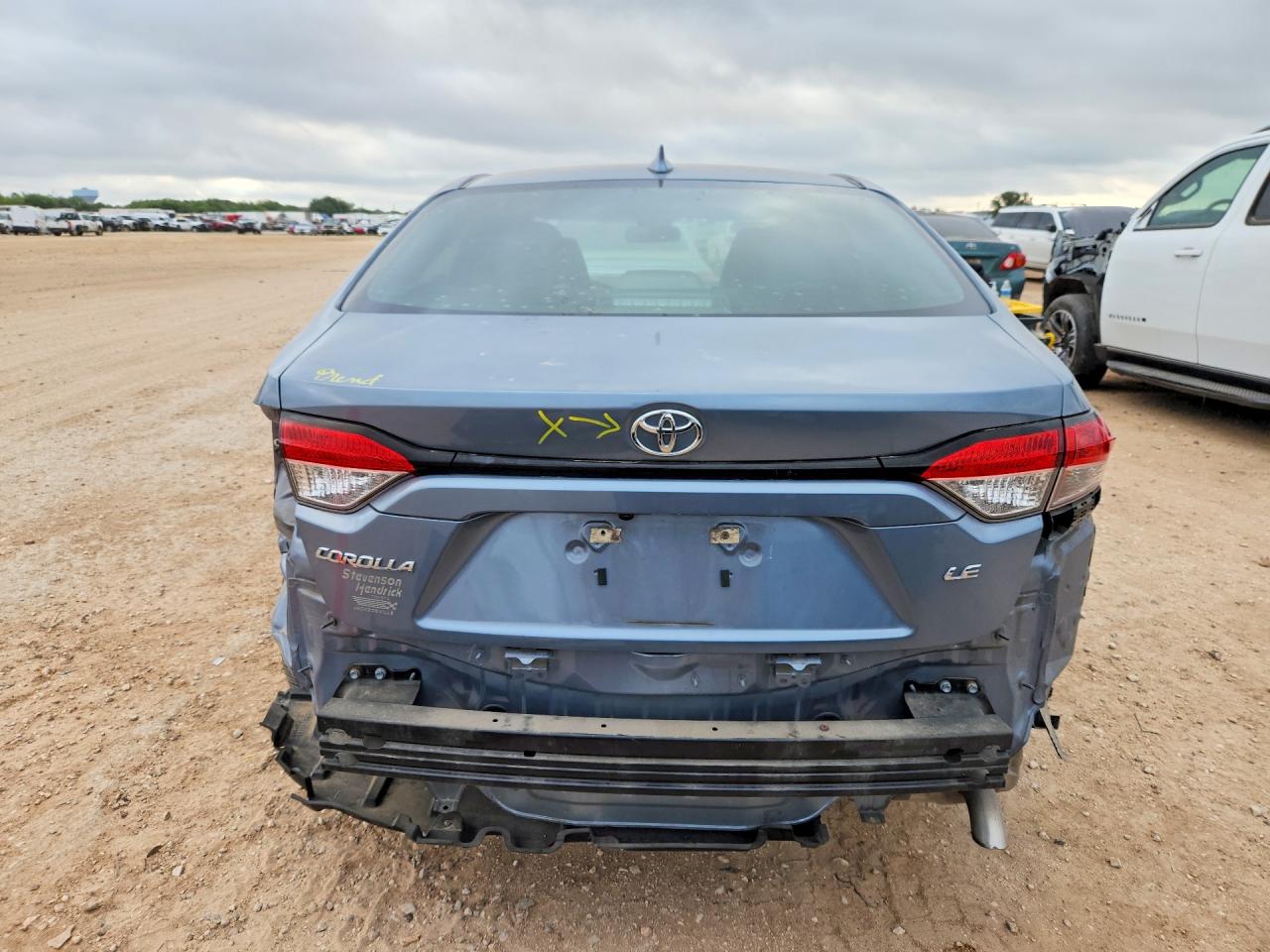 2020 Toyota Corolla Le Gray vin: 5YFEPRAE5LP061600