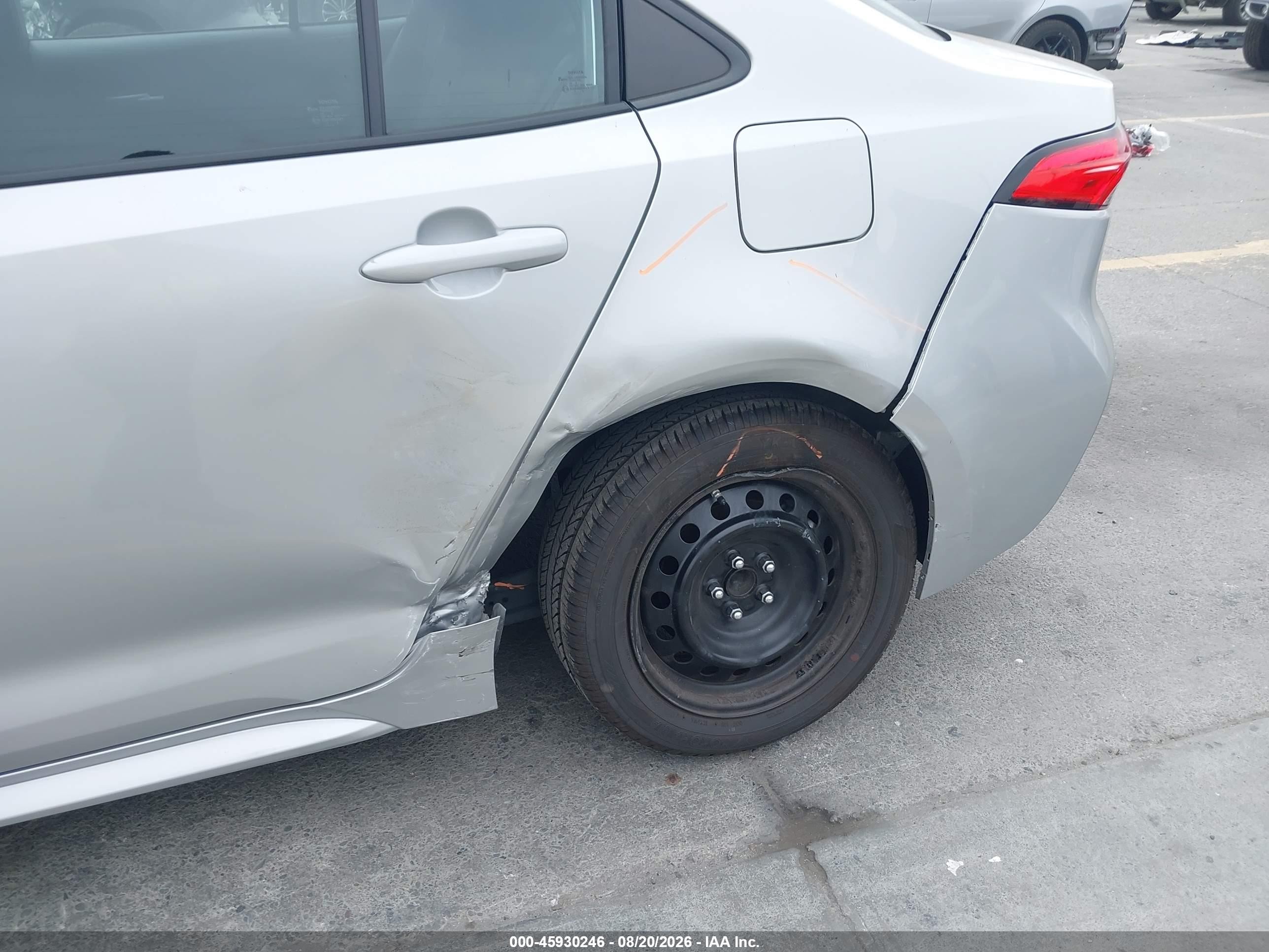 2020 Toyota Corolla Le Gray vin: 5YFEPRAE5LP084293