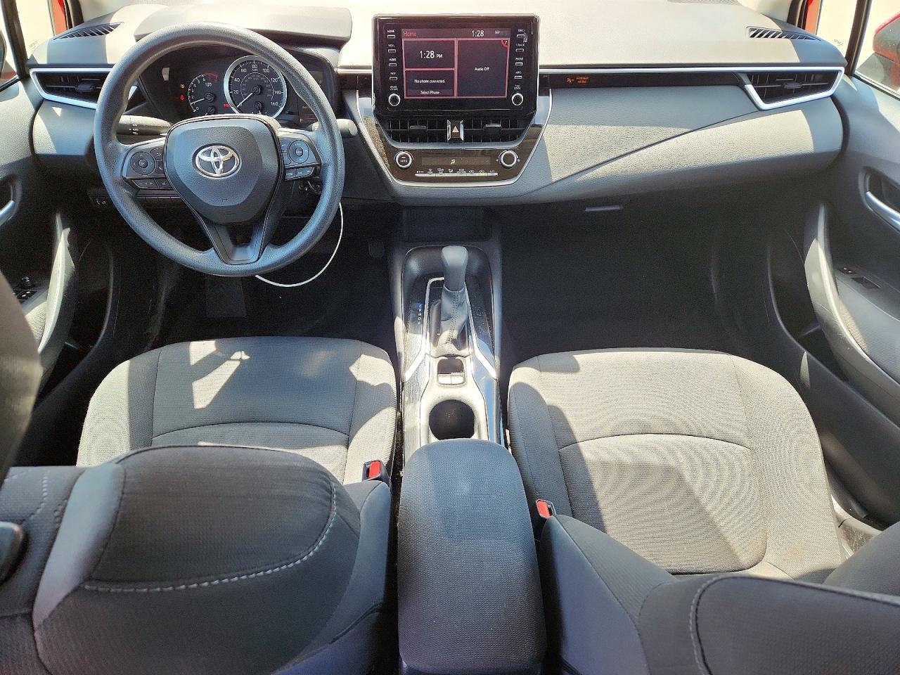 2020 Toyota Corolla Le Red vin: 5YFEPRAE5LP139051