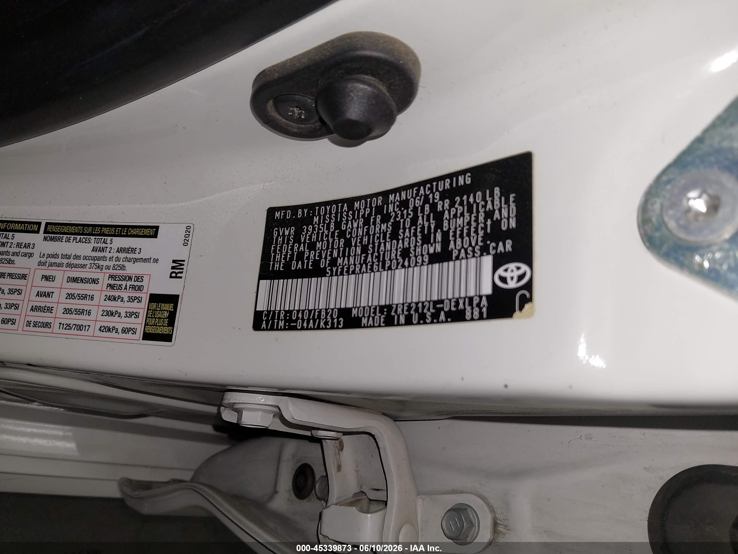 2020 Toyota Corolla Le White vin: 5YFEPRAE6LP024099