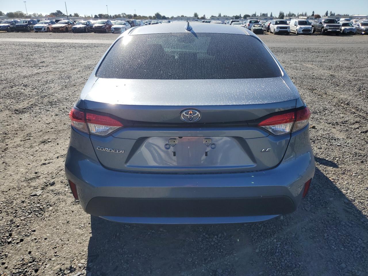 2020 Toyota Corolla Le Blue vin: 5YFEPRAE8LP028638