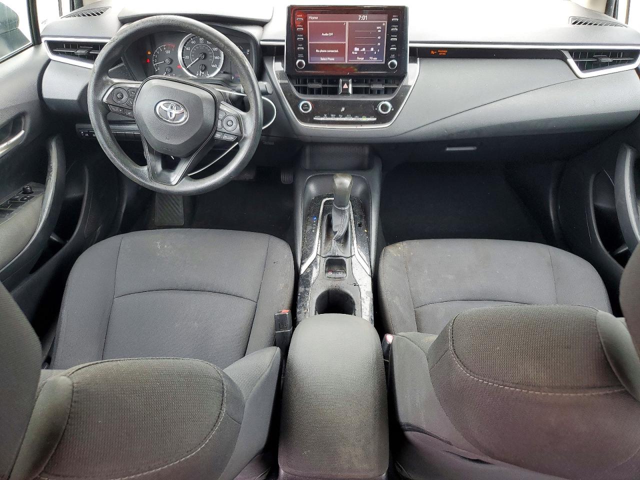 2020 Toyota Corolla Le White vin: 5YFEPRAE8LP091836