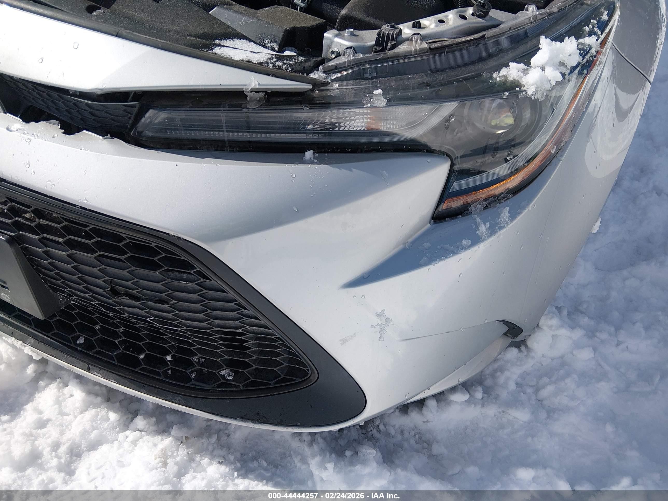2020 Toyota Corolla Le Silver vin: 5YFEPRAEXLP078652