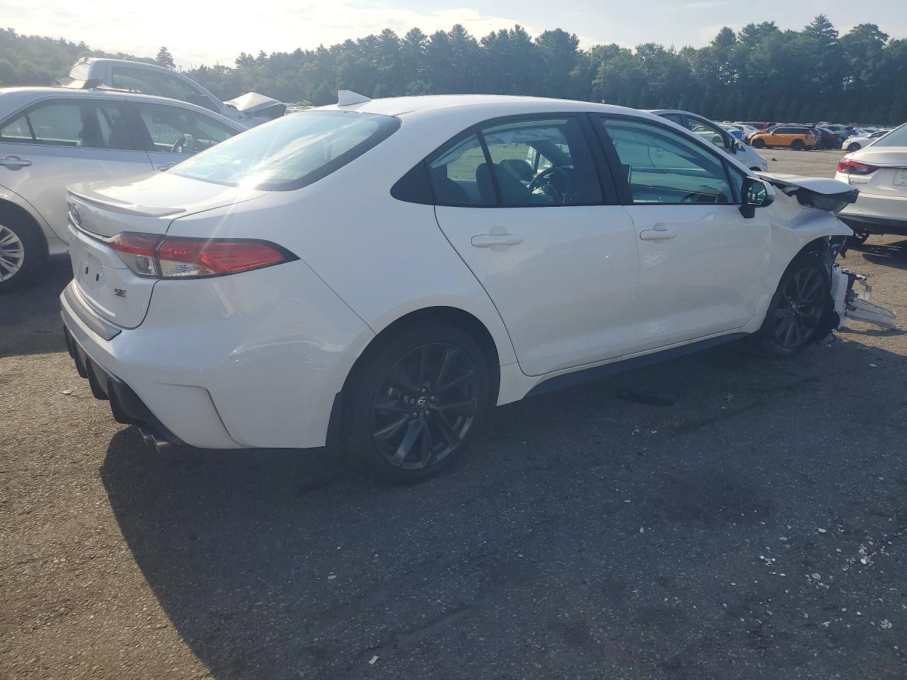2026 Toyota Corolla Se White vin: 5YFP4MCE4TP261000