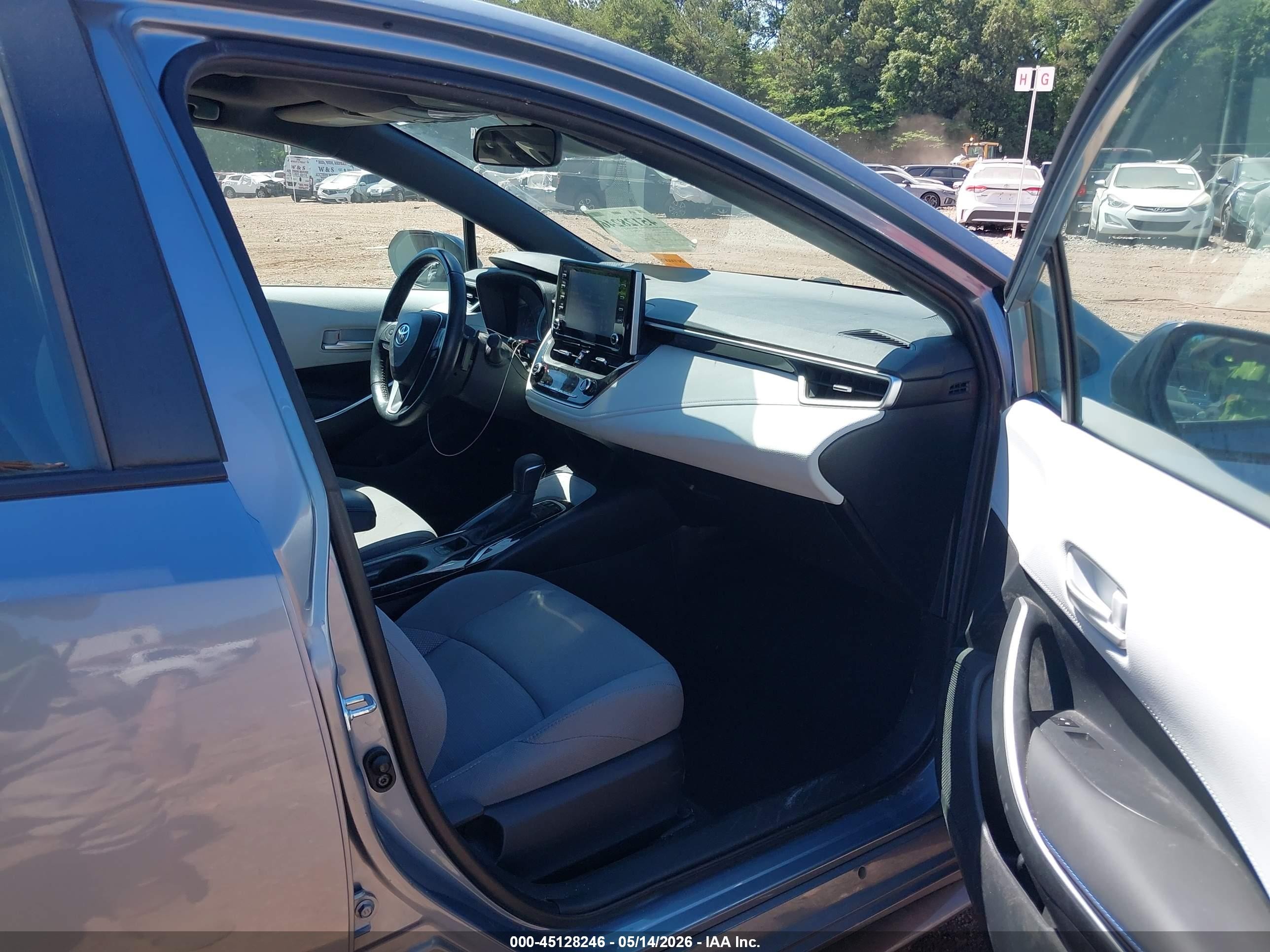 2020 Toyota Corolla Se Light Blue vin: 5YFP4RCE4LP054135