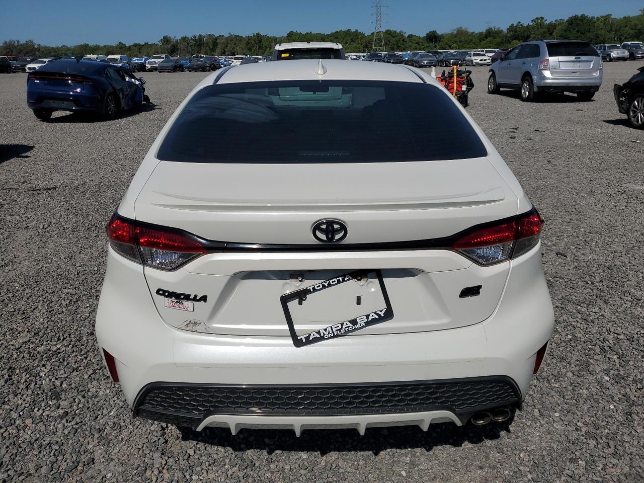 2020 Toyota Corolla Se White vin: 5YFP4RCEXLP036514