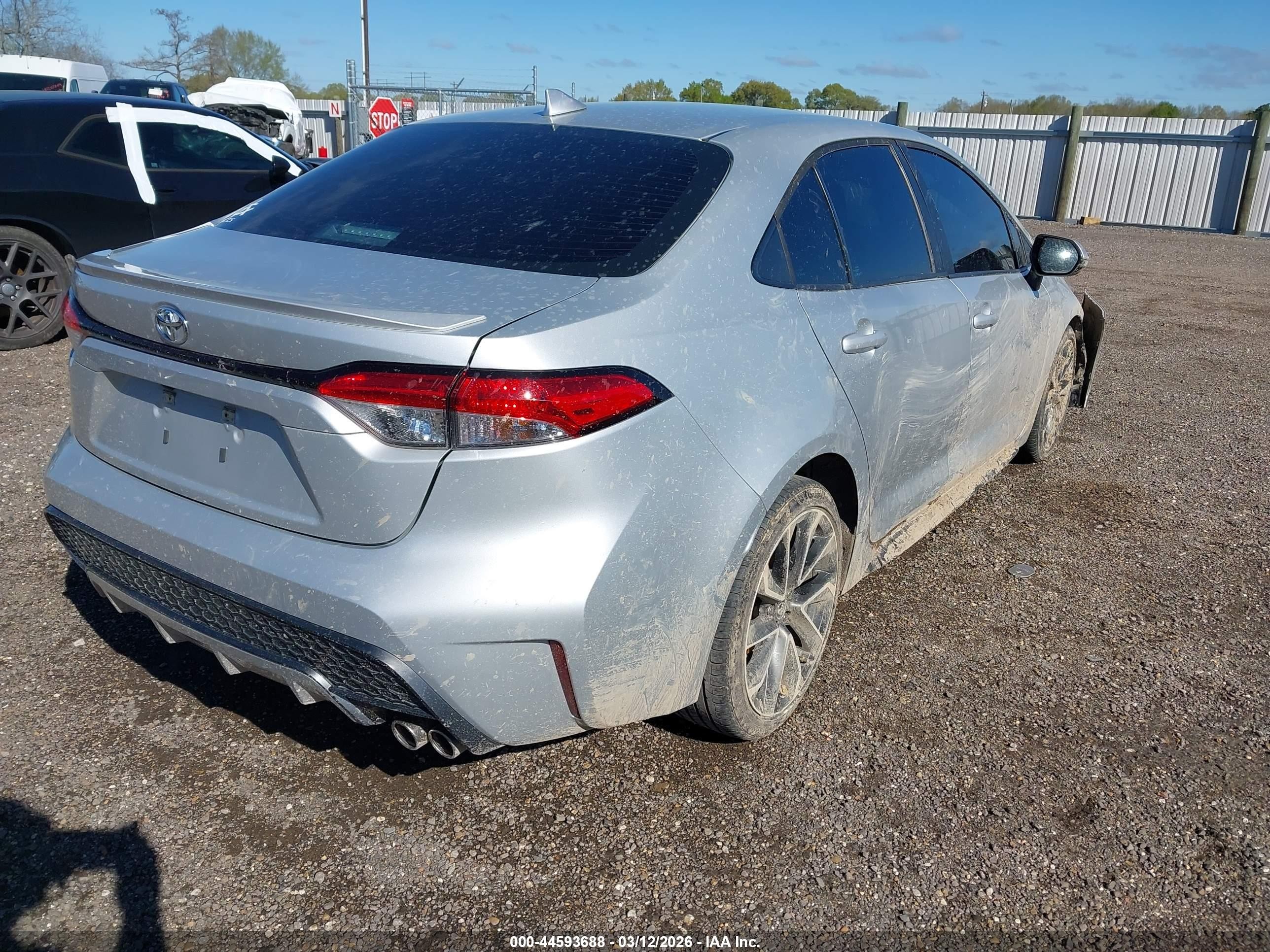 2021 Toyota Corolla Se Silver vin: 5YFS4MCE1MP088449