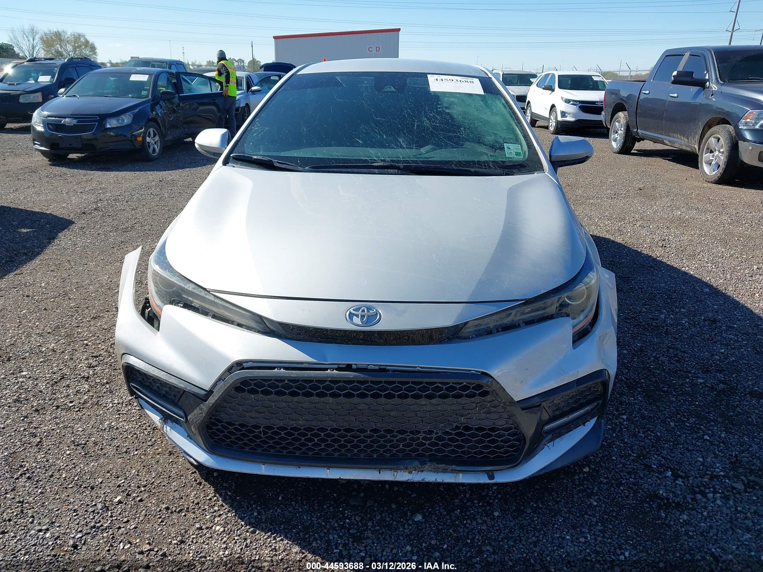 2021 Toyota Corolla Se Silver vin: 5YFS4MCE1MP088449