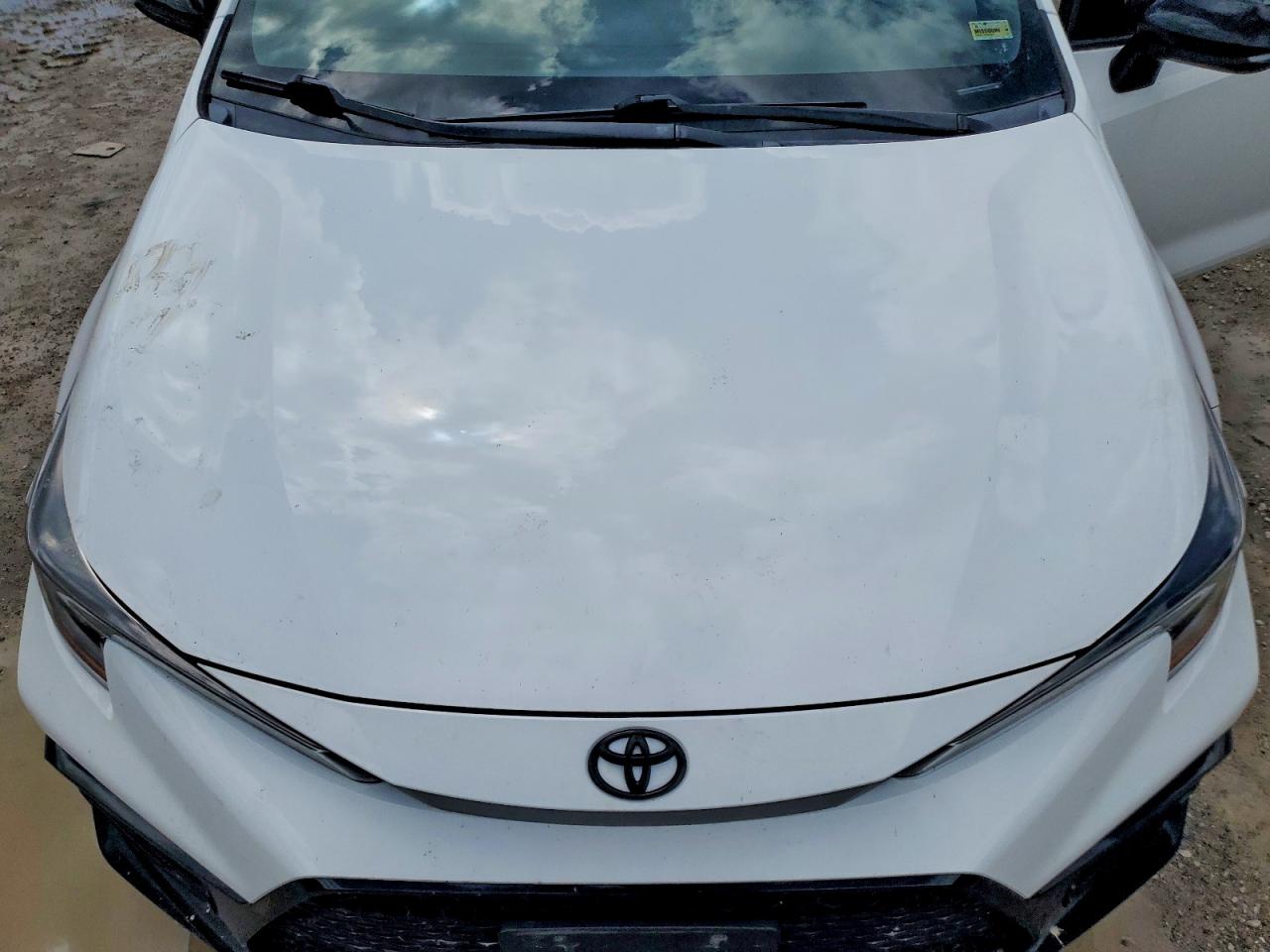 2021 Toyota Corolla Se Nightshade Edition Белый vin: 5YFS4MCE2MP062605