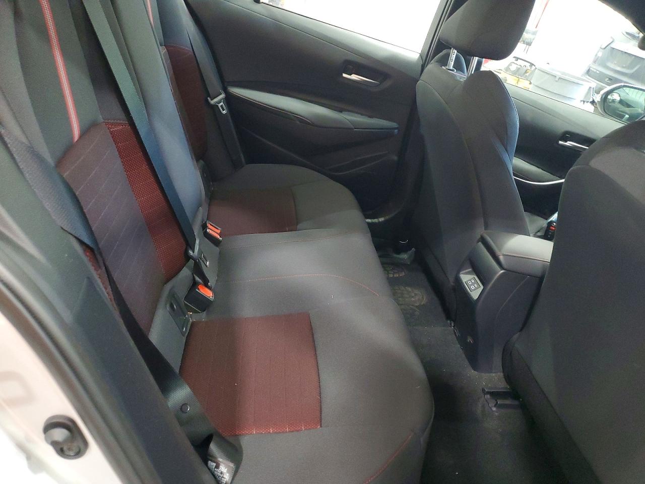 2024 Toyota Corolla Se Silver vin: 5YFS4MCE4RP206761
