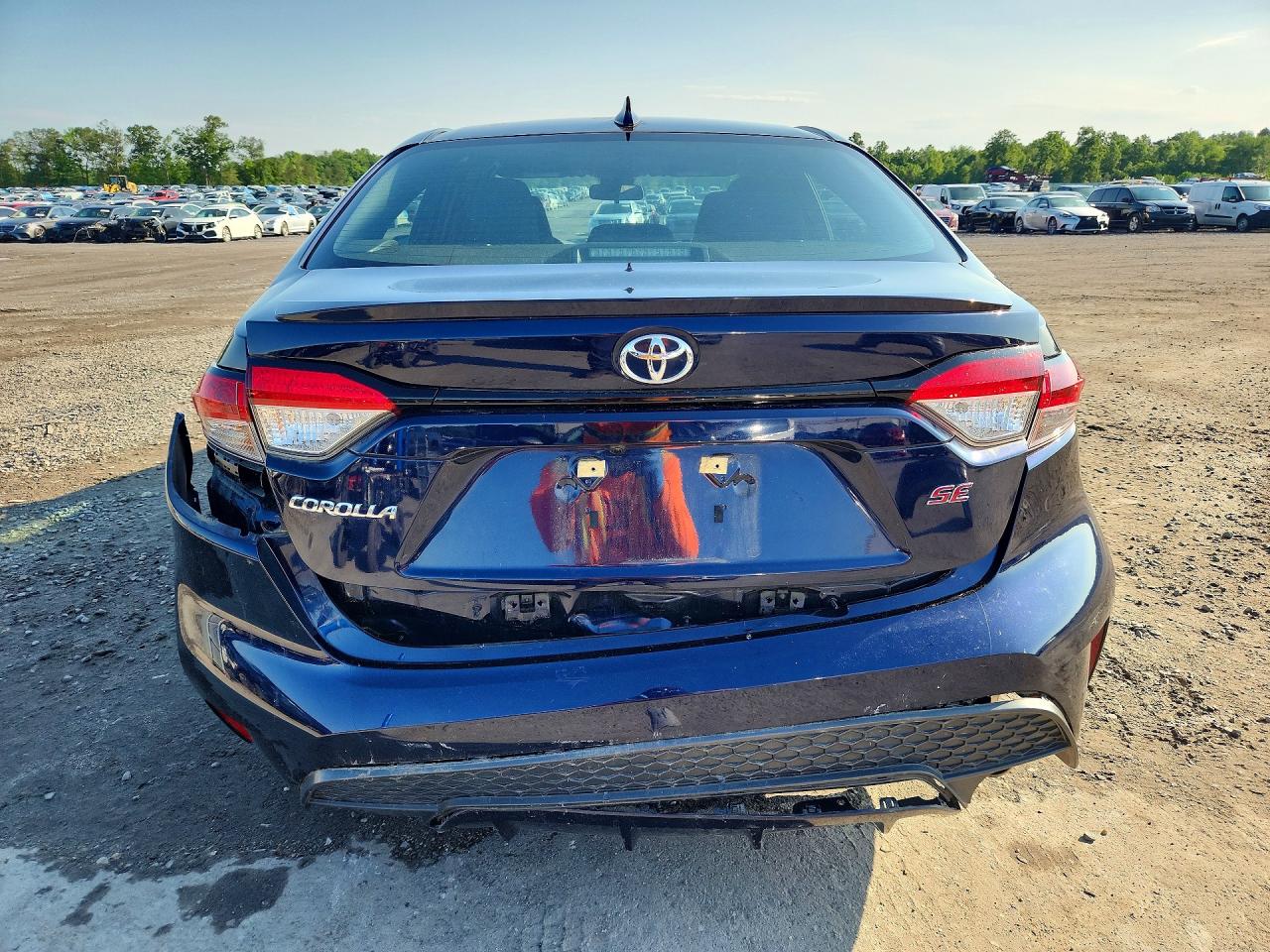 2022 Toyota Corolla Se Blue vin: 5YFS4MCE5NP139243