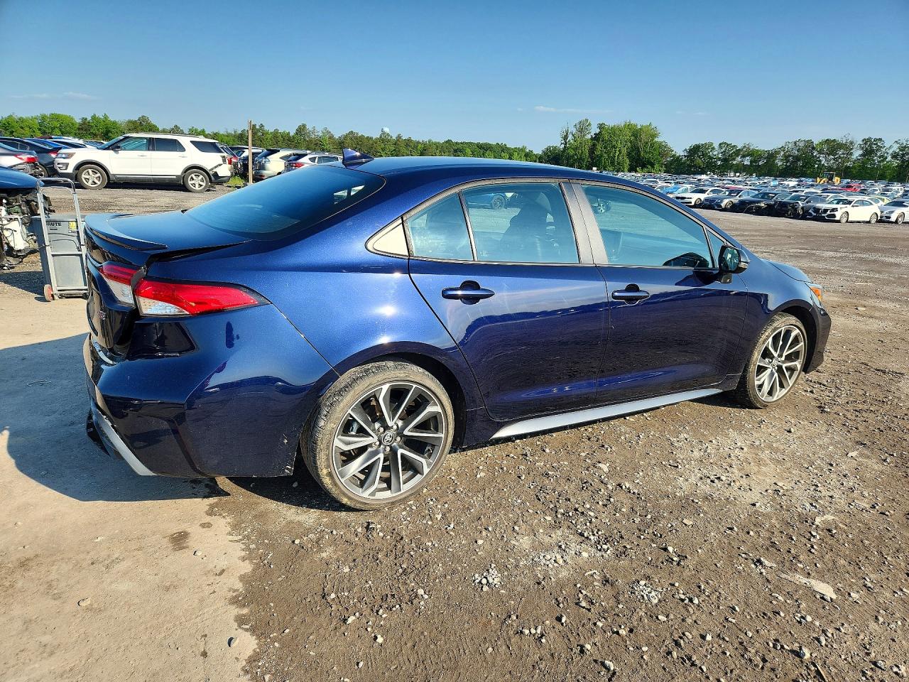 2022 Toyota Corolla Se Blue vin: 5YFS4MCE5NP139243