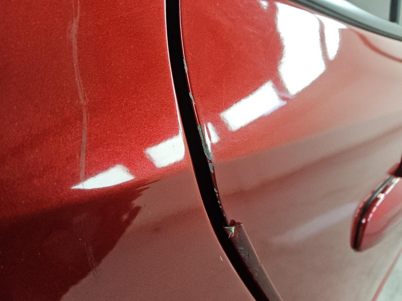 2021 Toyota Corolla Se Red vin: 5YFS4MCE6MP085370 Damage: Right Rear Door, Heavy Scratch, 2 To 3 Inches