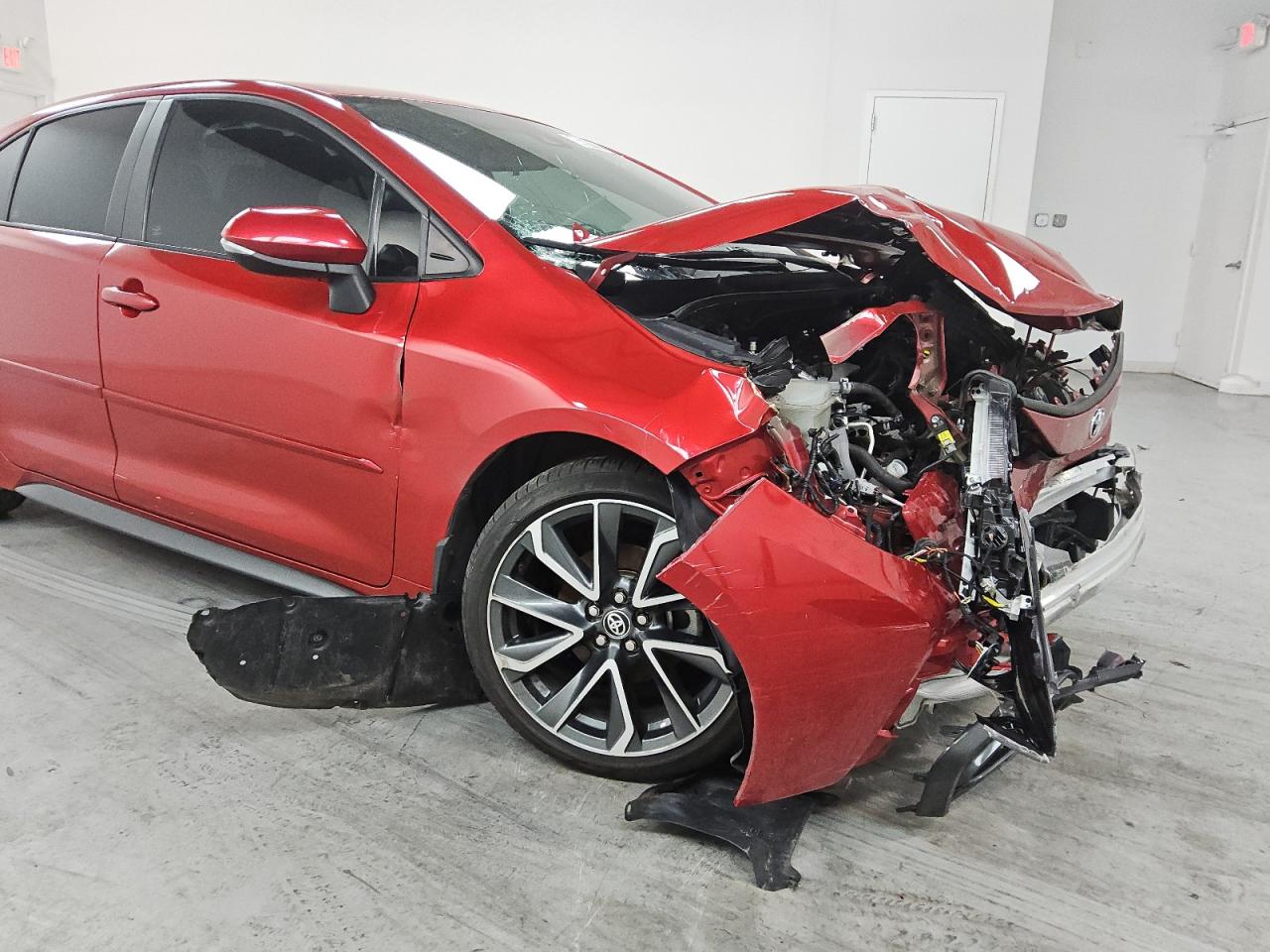 2021 Toyota Corolla Se Red vin: 5YFS4MCE6MP085370 Damage: Right Front Fender, Dent(S) W/ Paint Dmg, 5 To 6 Inches