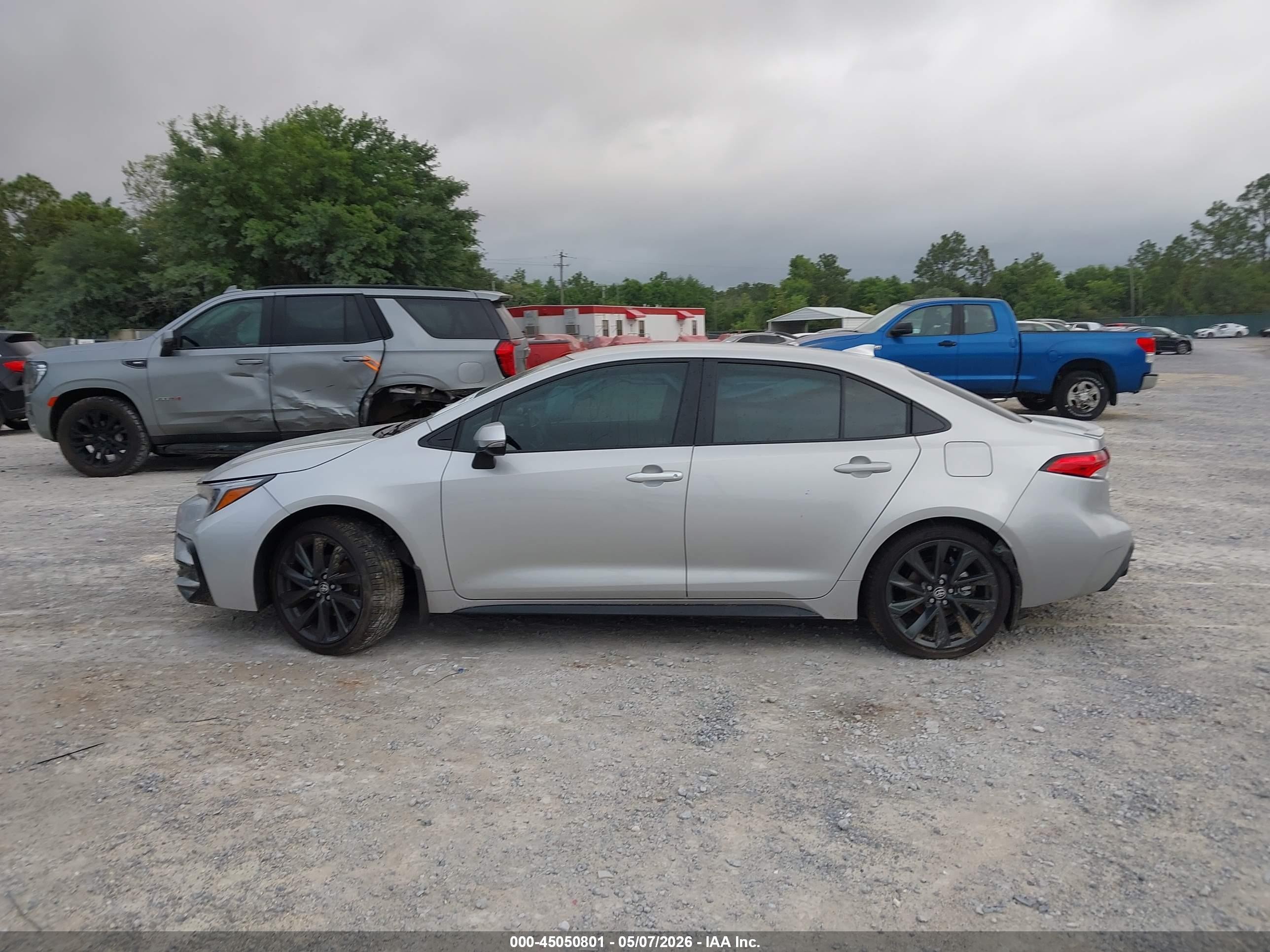 2026 Toyota Corolla Se Silver vin: 5YFS4MCE6TP270789