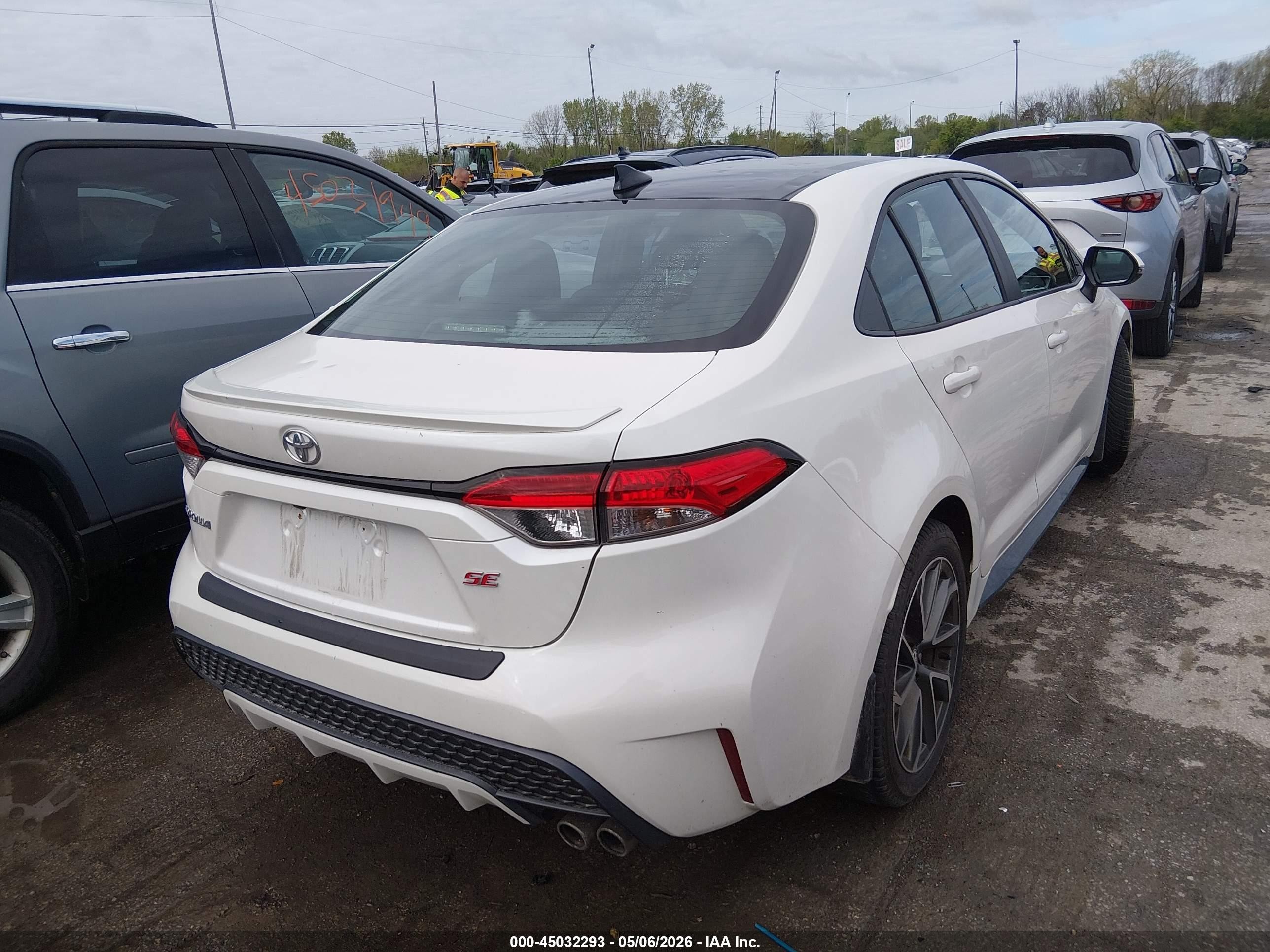 2021 Toyota Corolla Se White vin: 5YFS4MCE8MP069252