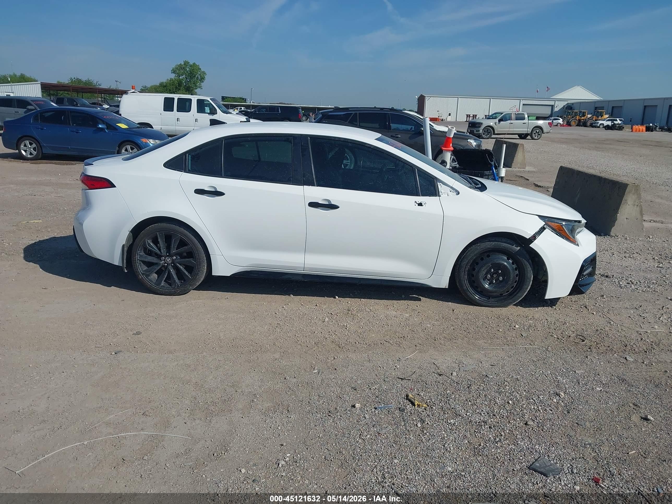 2022 Toyota Corolla Se Nightshade Edition White vin: 5YFS4MCE9NP101675