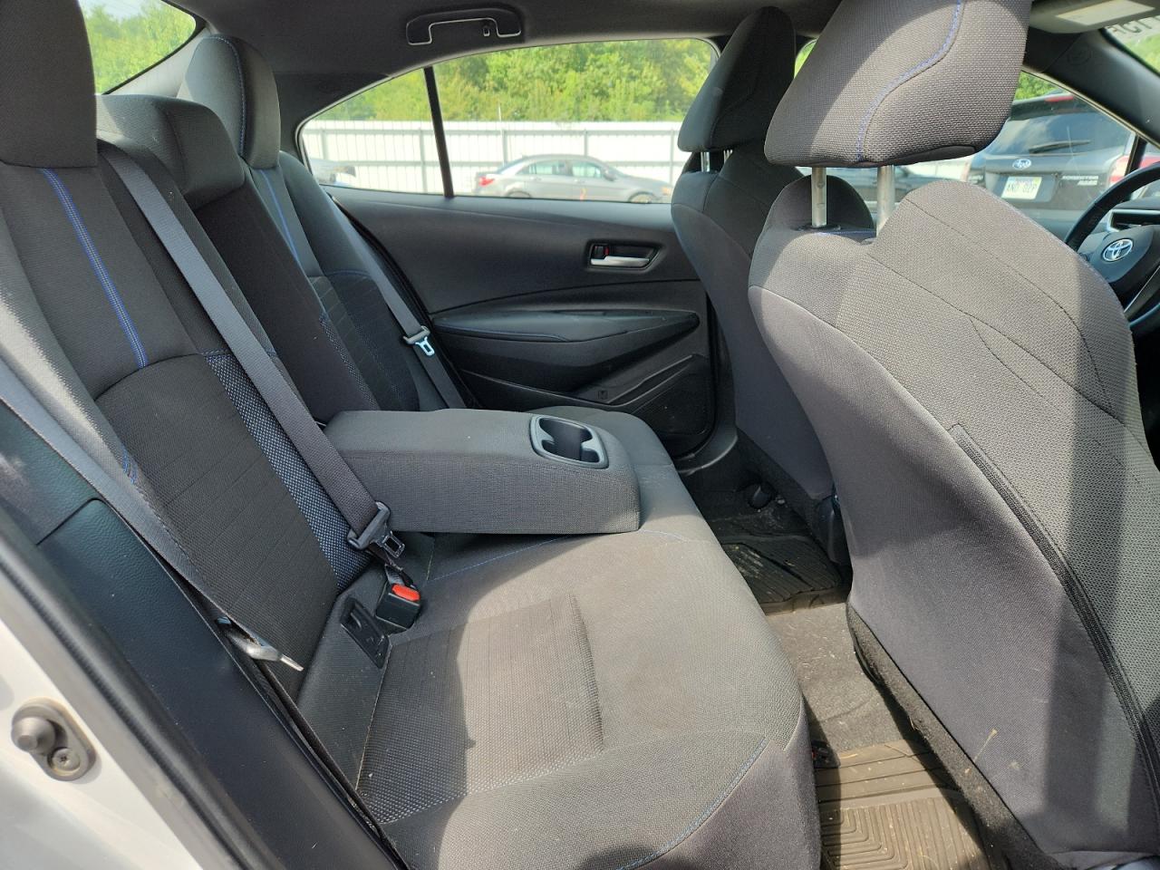 2022 Toyota Corolla Se Silver vin: 5YFS4MCE9NP111736