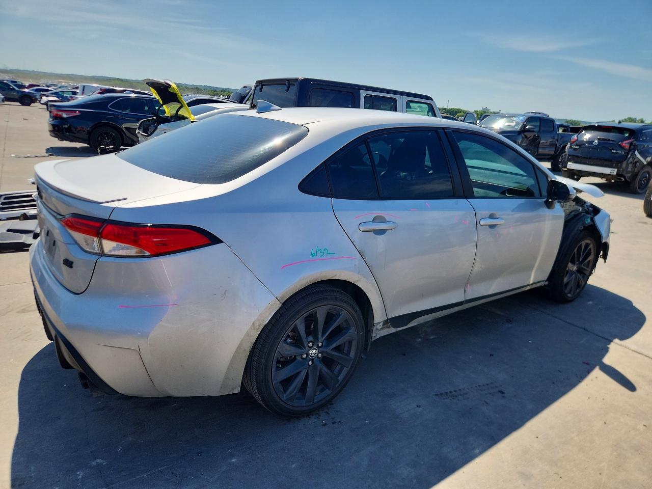 2024 Toyota Corolla Se Silver vin: 5YFS4MCE9RP186099