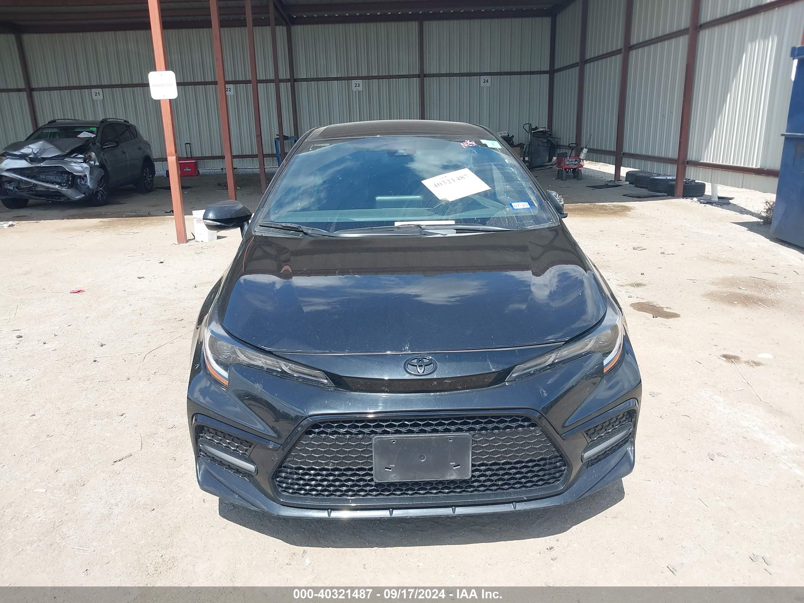 Price & History 2022 Toyota Corolla Se Nightshade Edition 2.0l I-4