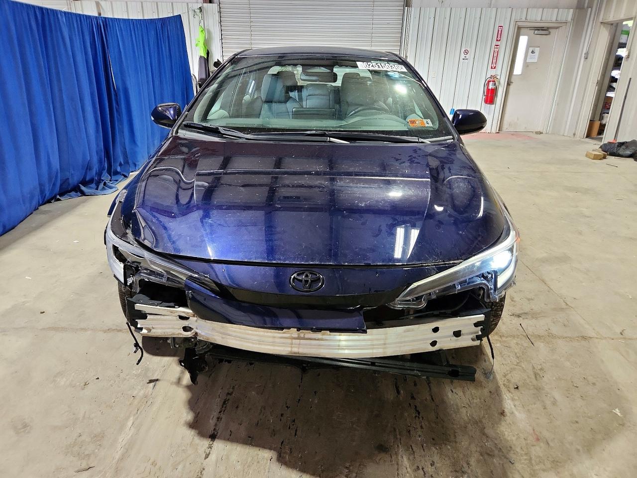 2025 Toyota Corolla Se Синий vin: 5YFS4MCEXSP232397