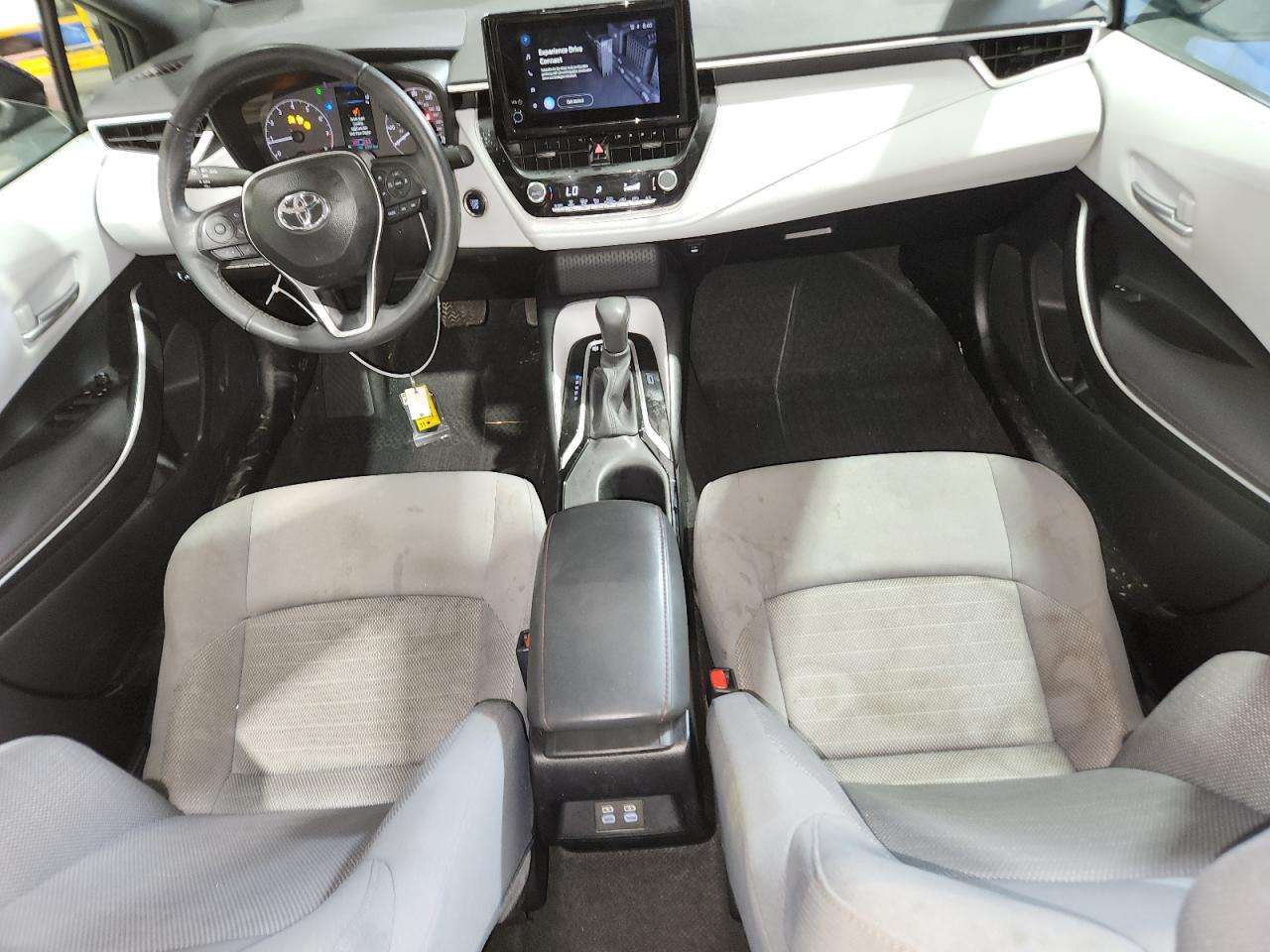 2025 Toyota Corolla Se Синий vin: 5YFS4MCEXSP232397 Damage: Right Front Seat, Stained, Permanent