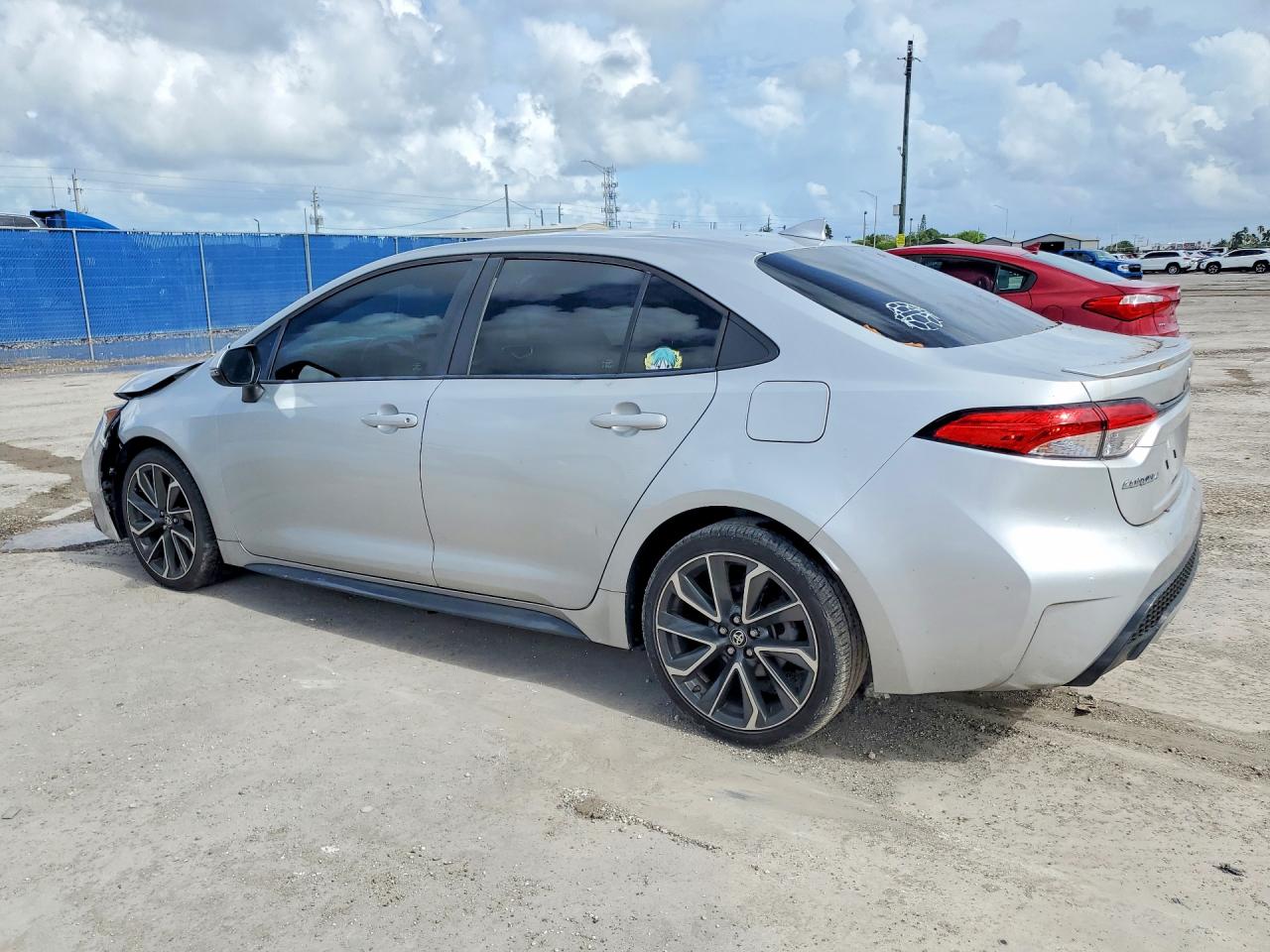 2020 Toyota Corolla Se Silver vin: 5YFS4RCE0LP043949