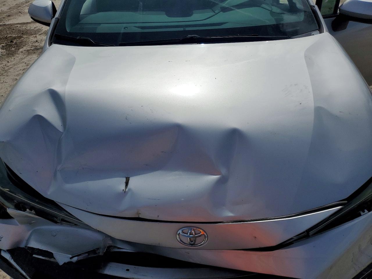 2020 Toyota Corolla Se Silver vin: 5YFS4RCE0LP043949