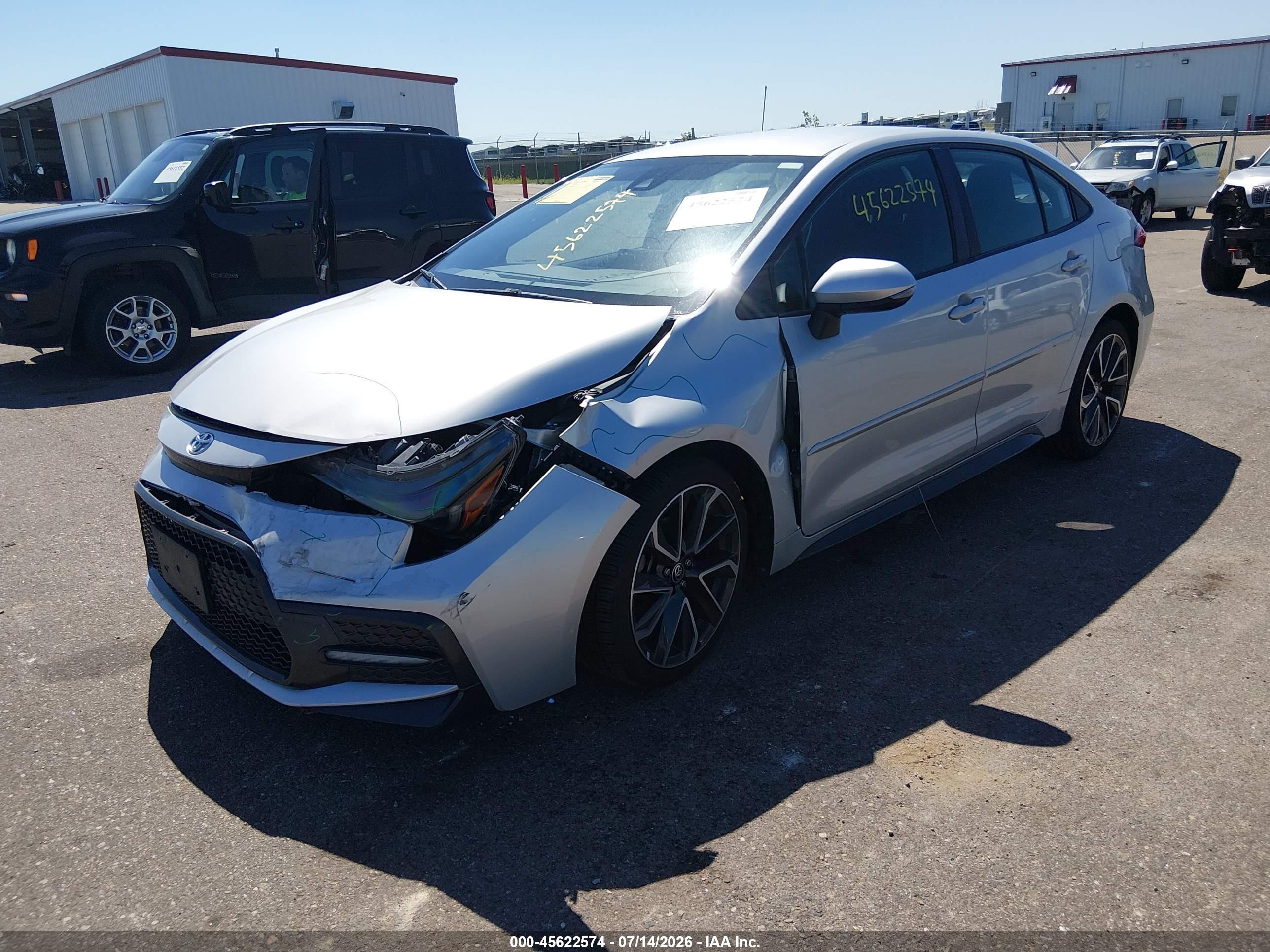 2020 Toyota Corolla Se Silver vin: 5YFS4RCE1LP019708