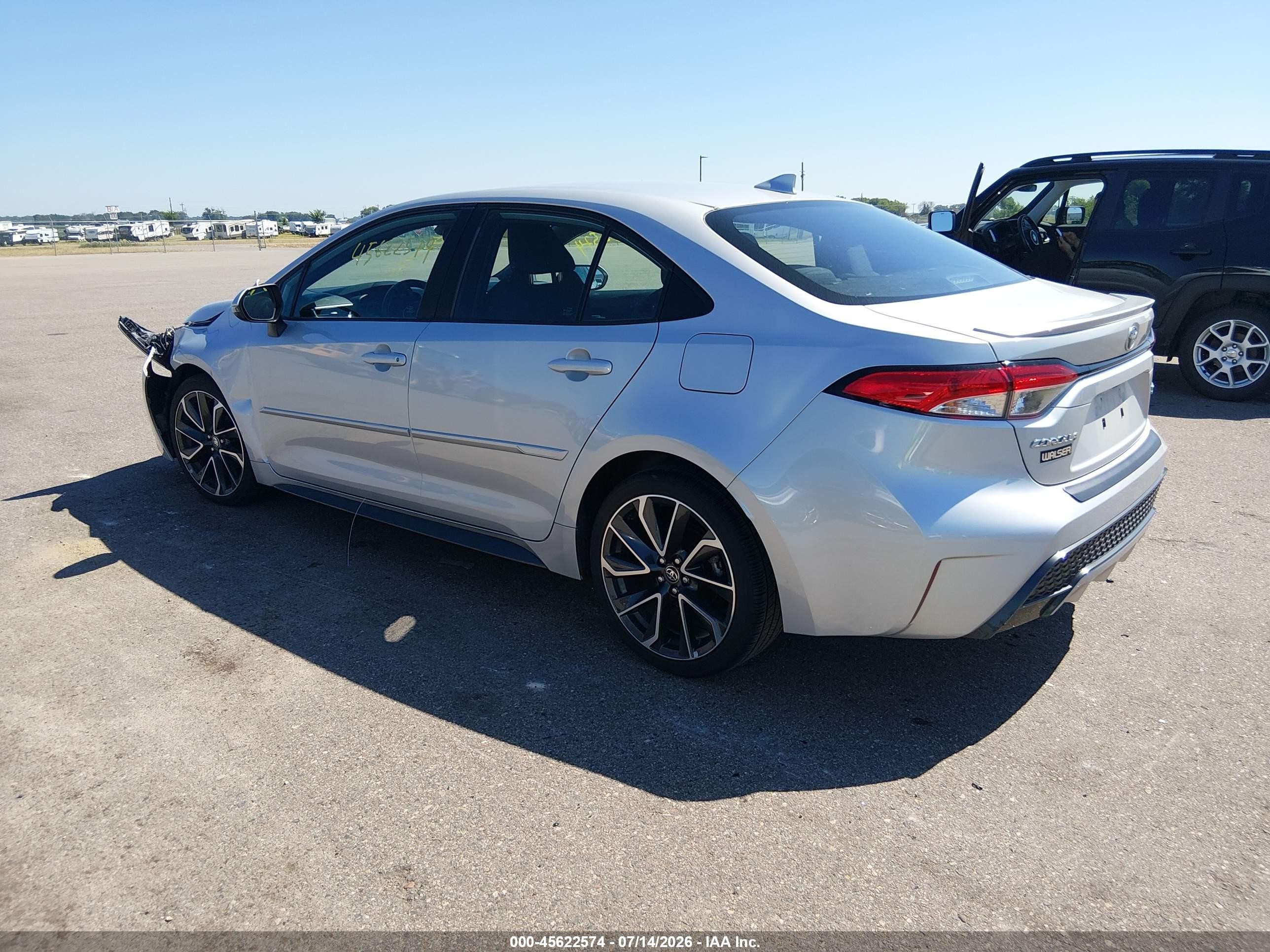 2020 Toyota Corolla Se Silver vin: 5YFS4RCE1LP019708