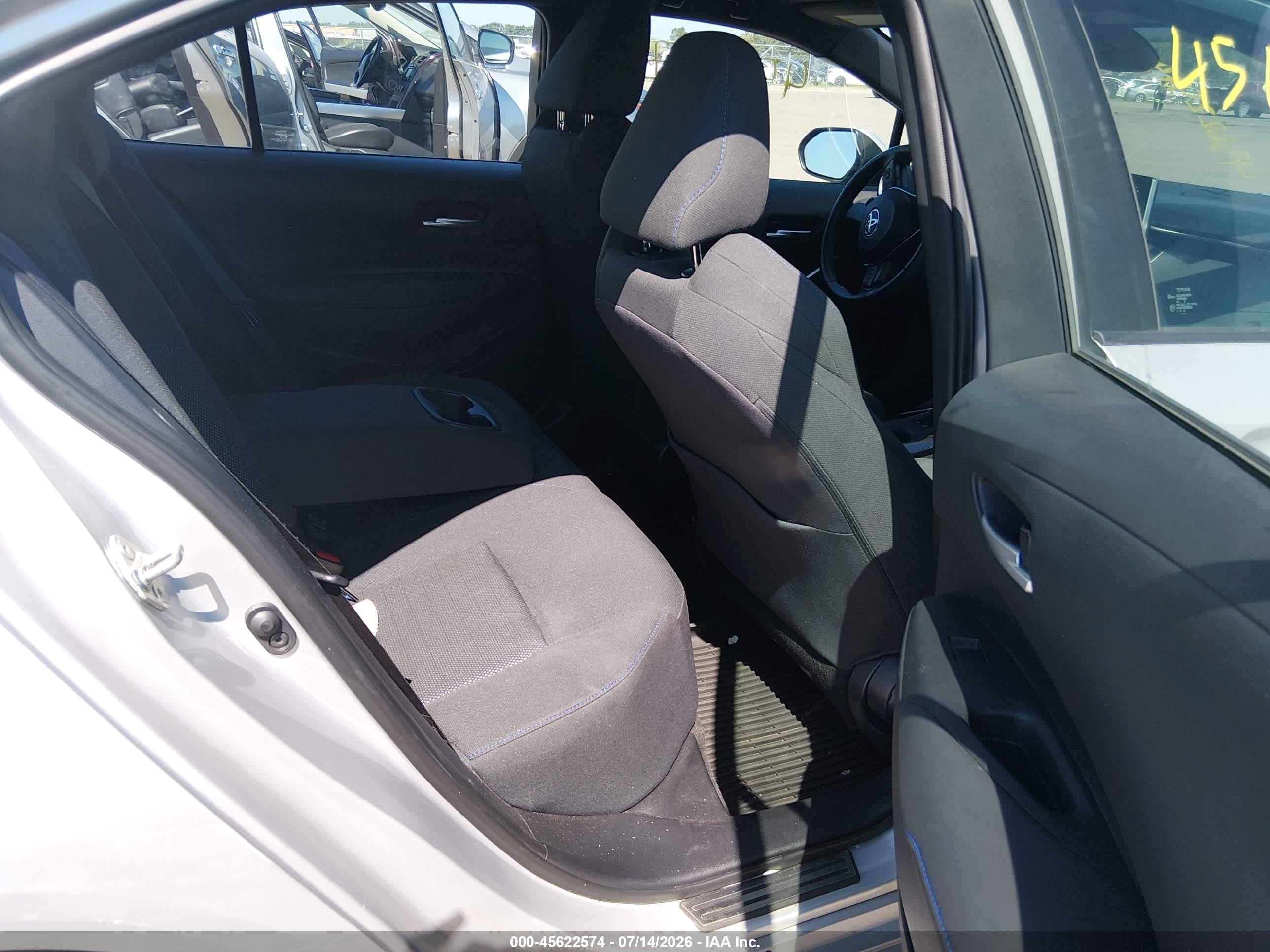 2020 Toyota Corolla Se Silver vin: 5YFS4RCE1LP019708