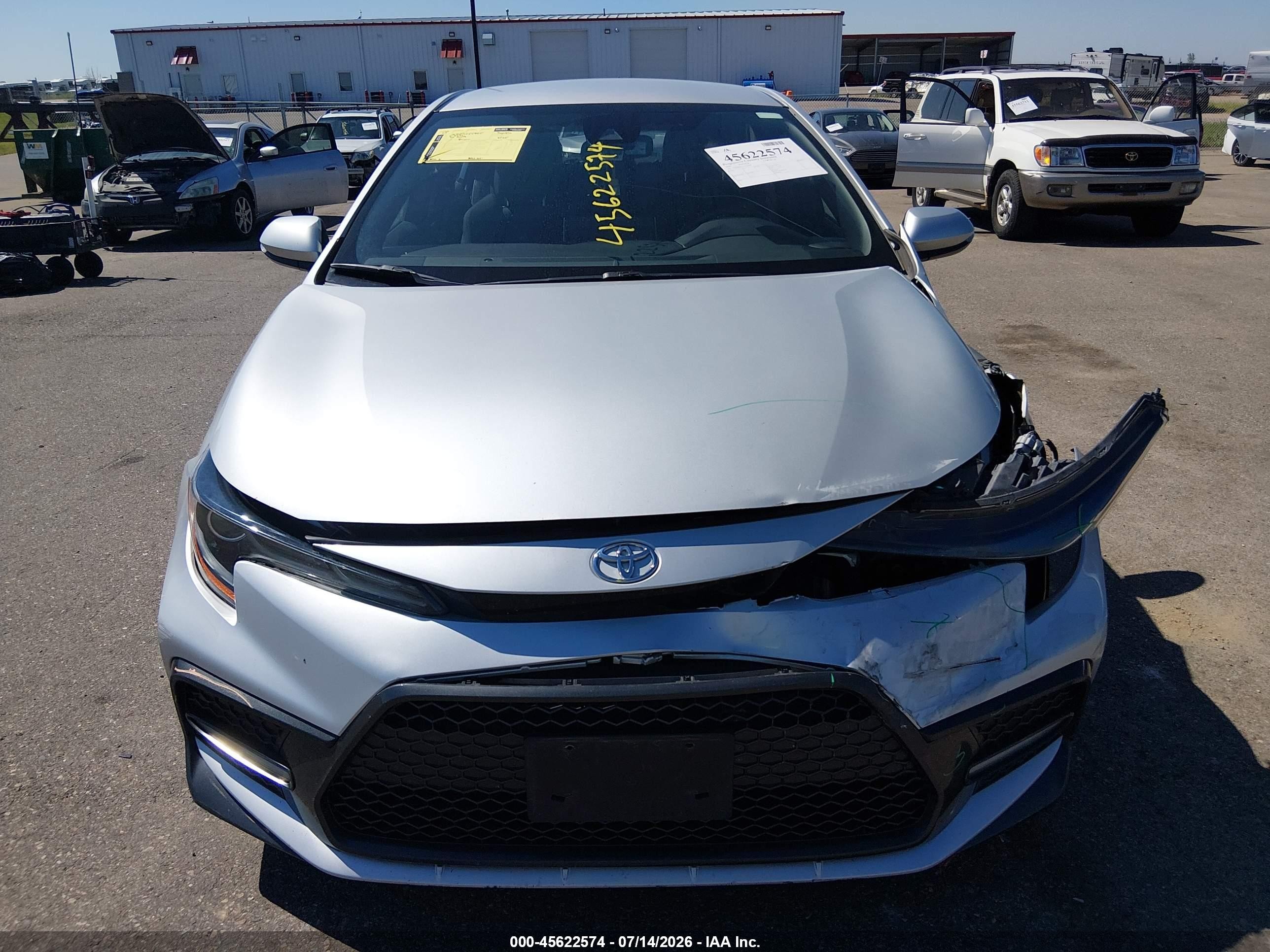 2020 Toyota Corolla Se Silver vin: 5YFS4RCE1LP019708