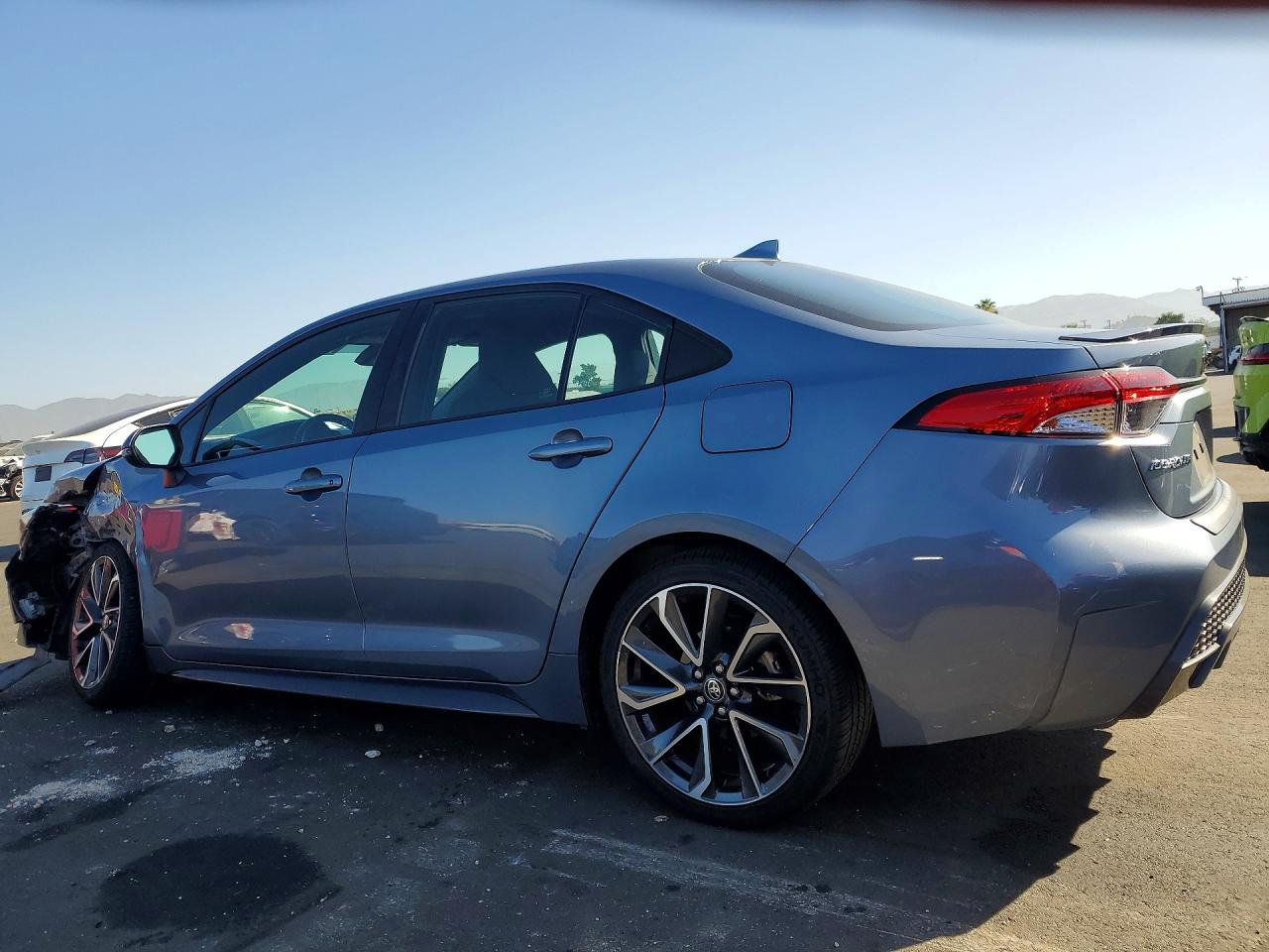 2020 Toyota Corolla Se Blue vin: 5YFS4RCE3LP047865