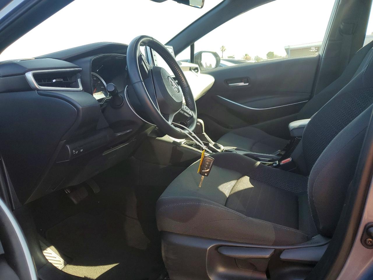 2020 Toyota Corolla Se Blue vin: 5YFS4RCE3LP047865
