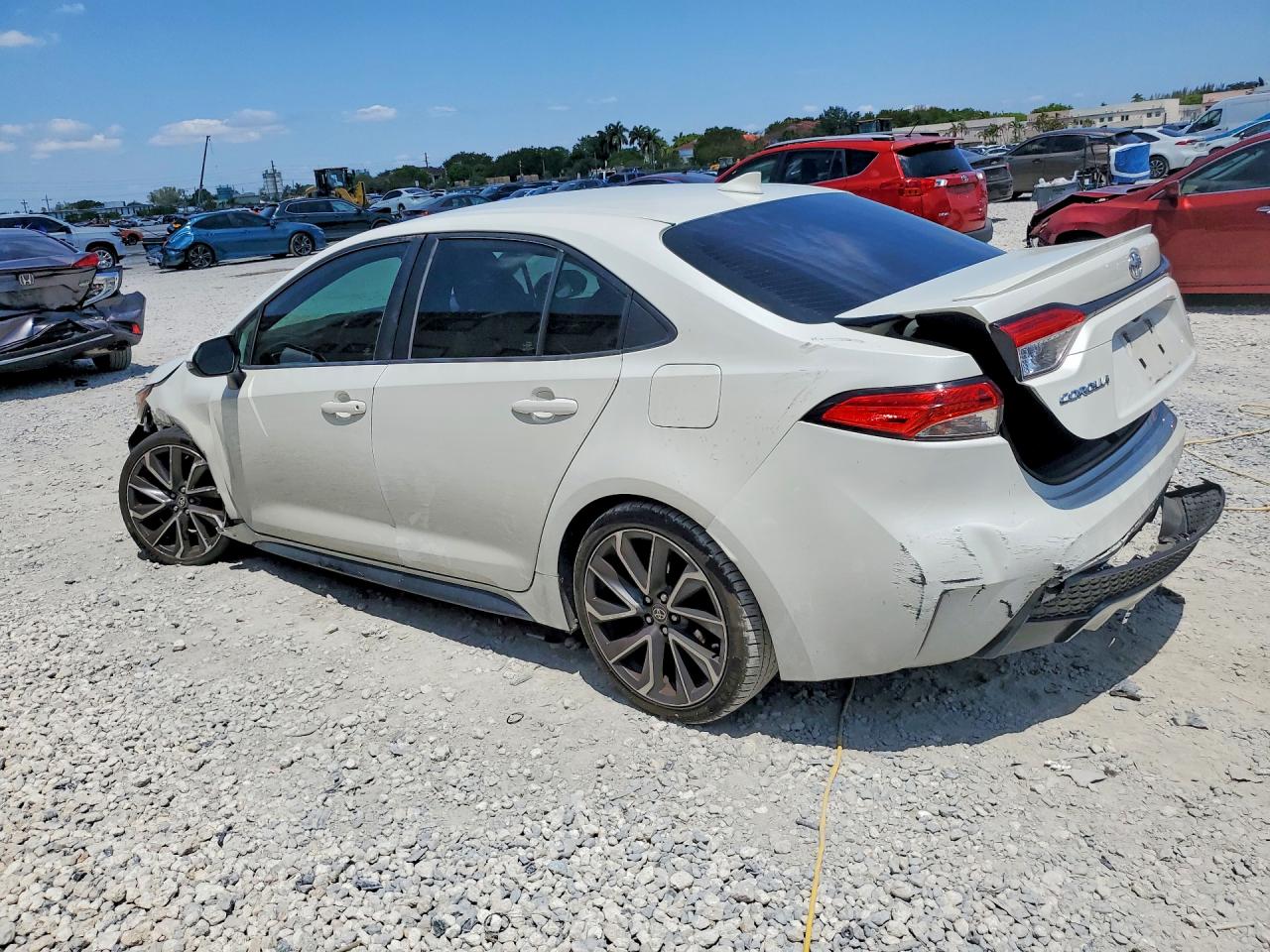 2020 Toyota Corolla Se White vin: 5YFS4RCE6LP053224
