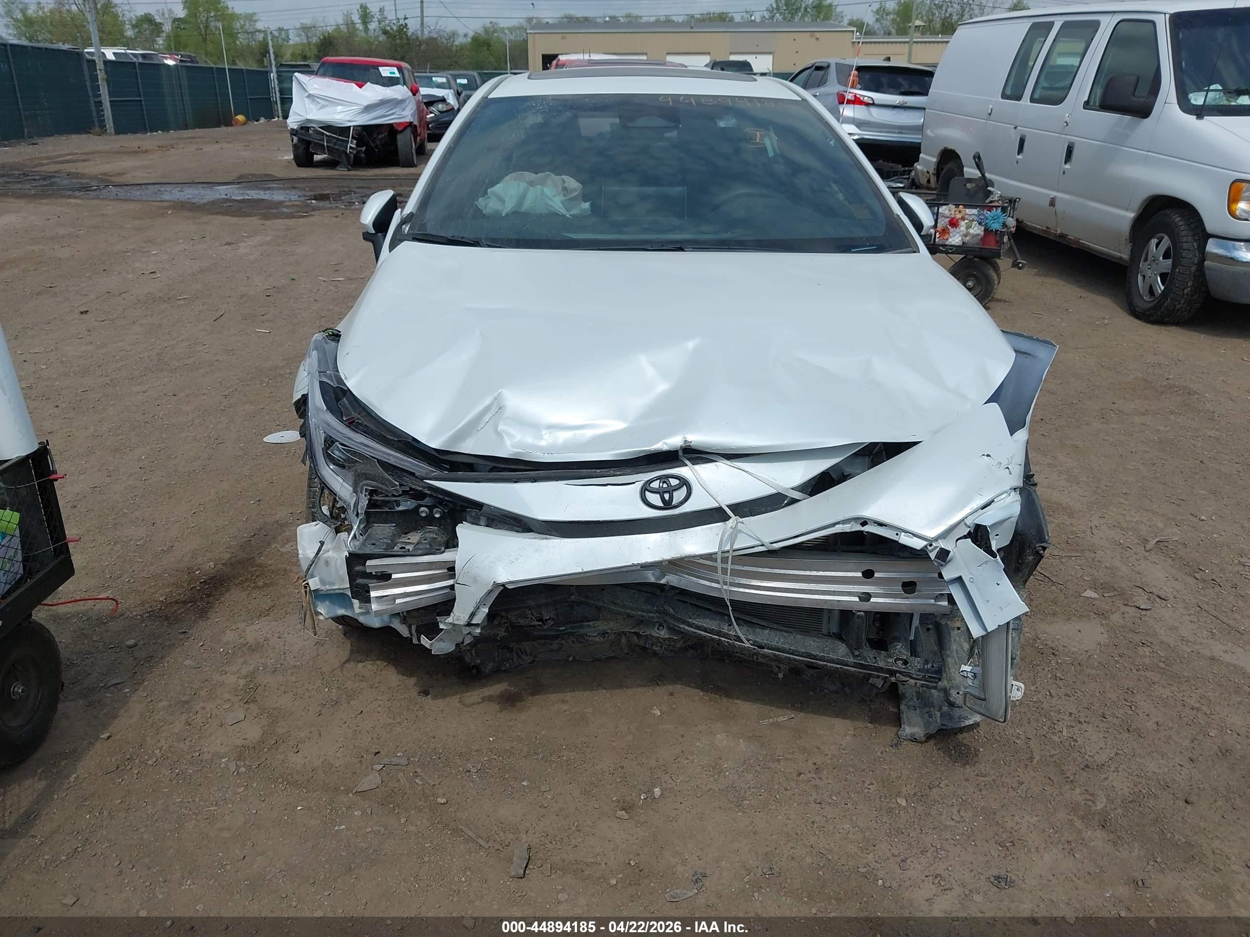 2025 Toyota Corolla Xse White vin: 5YFT4MCE3SP251863