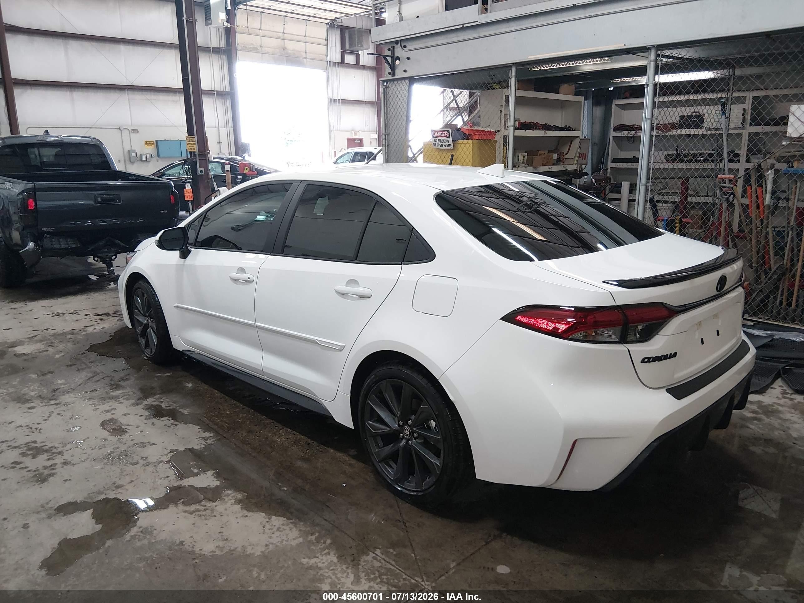 2026 Toyota Corolla Xse White vin: 5YFT4MCE9TP277059