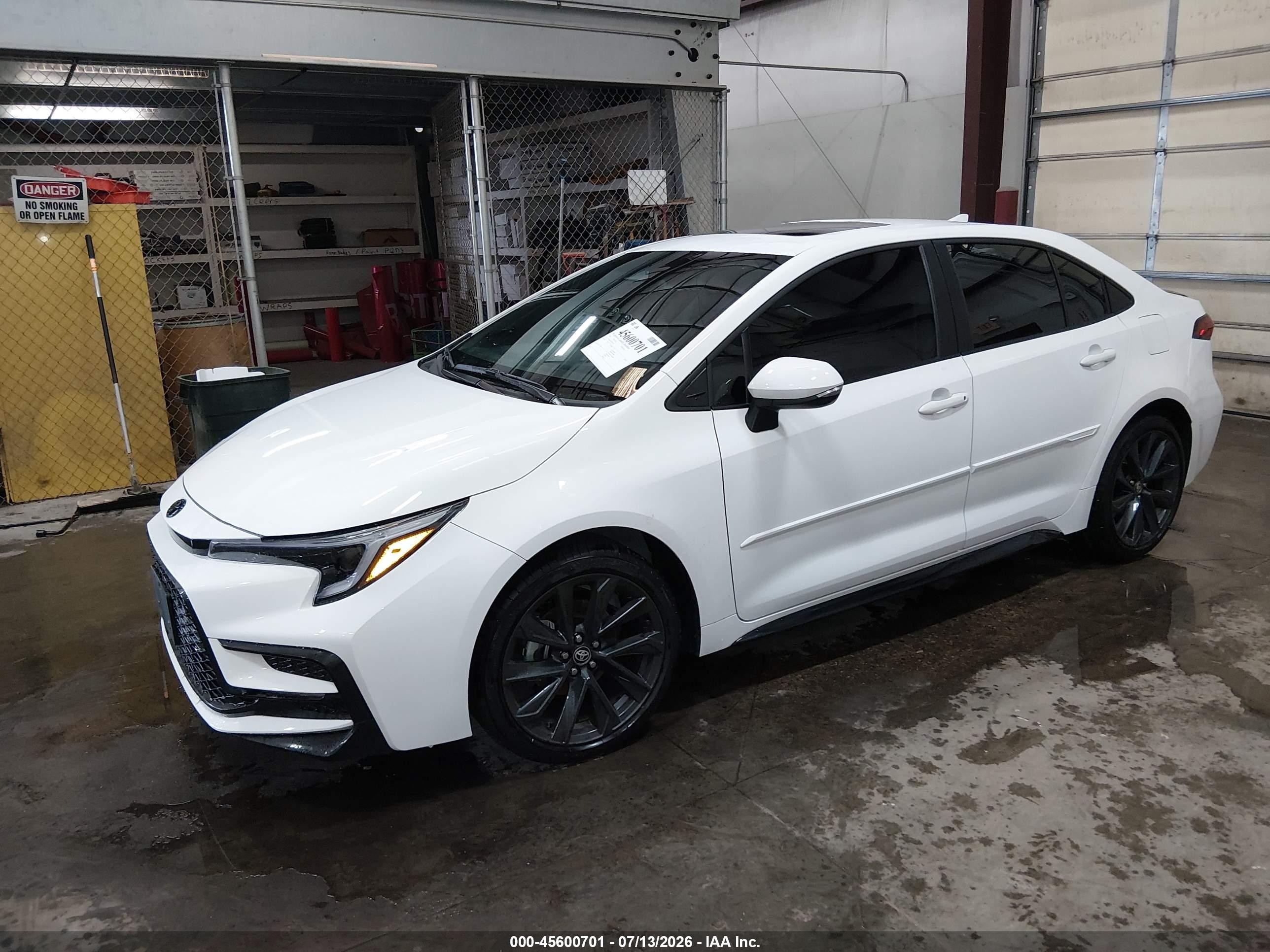 2026 Toyota Corolla Xse White vin: 5YFT4MCE9TP277059