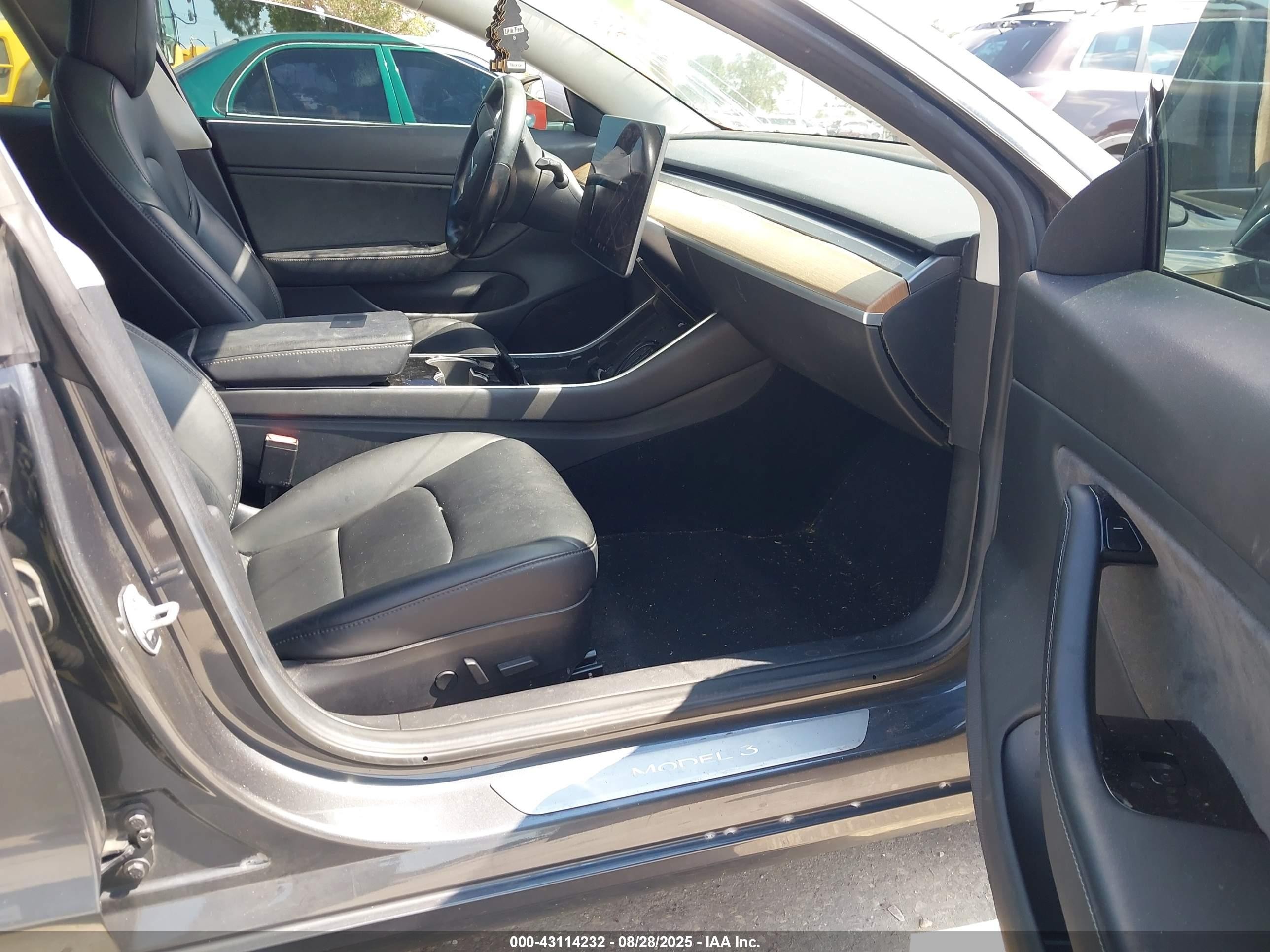 2018 Tesla Model 3 Long Range/mid Range Серый vin: 5YJ3E1EA0JF047747