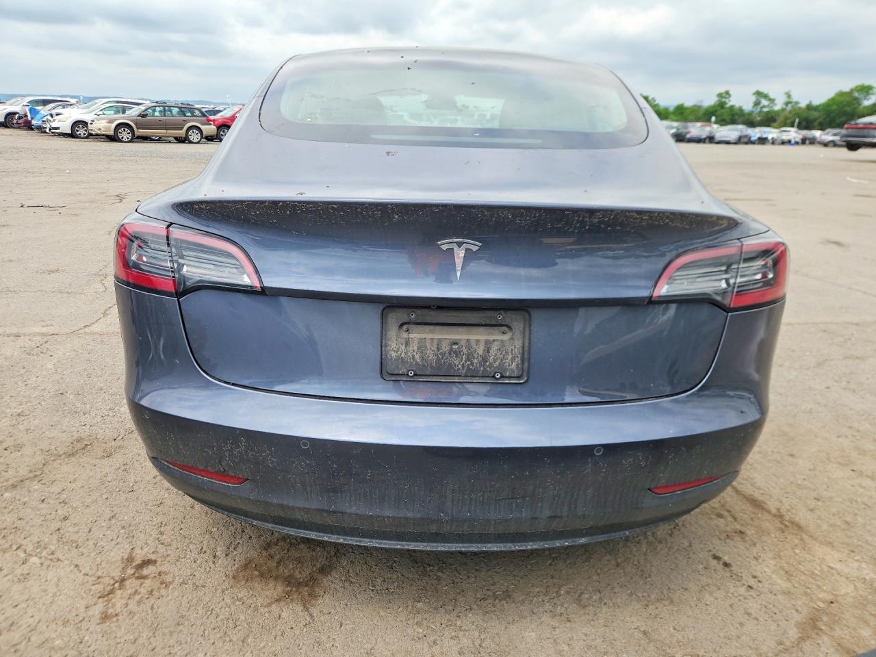 2020 Tesla Model 3 Серый vin: 5YJ3E1EA1LF495921