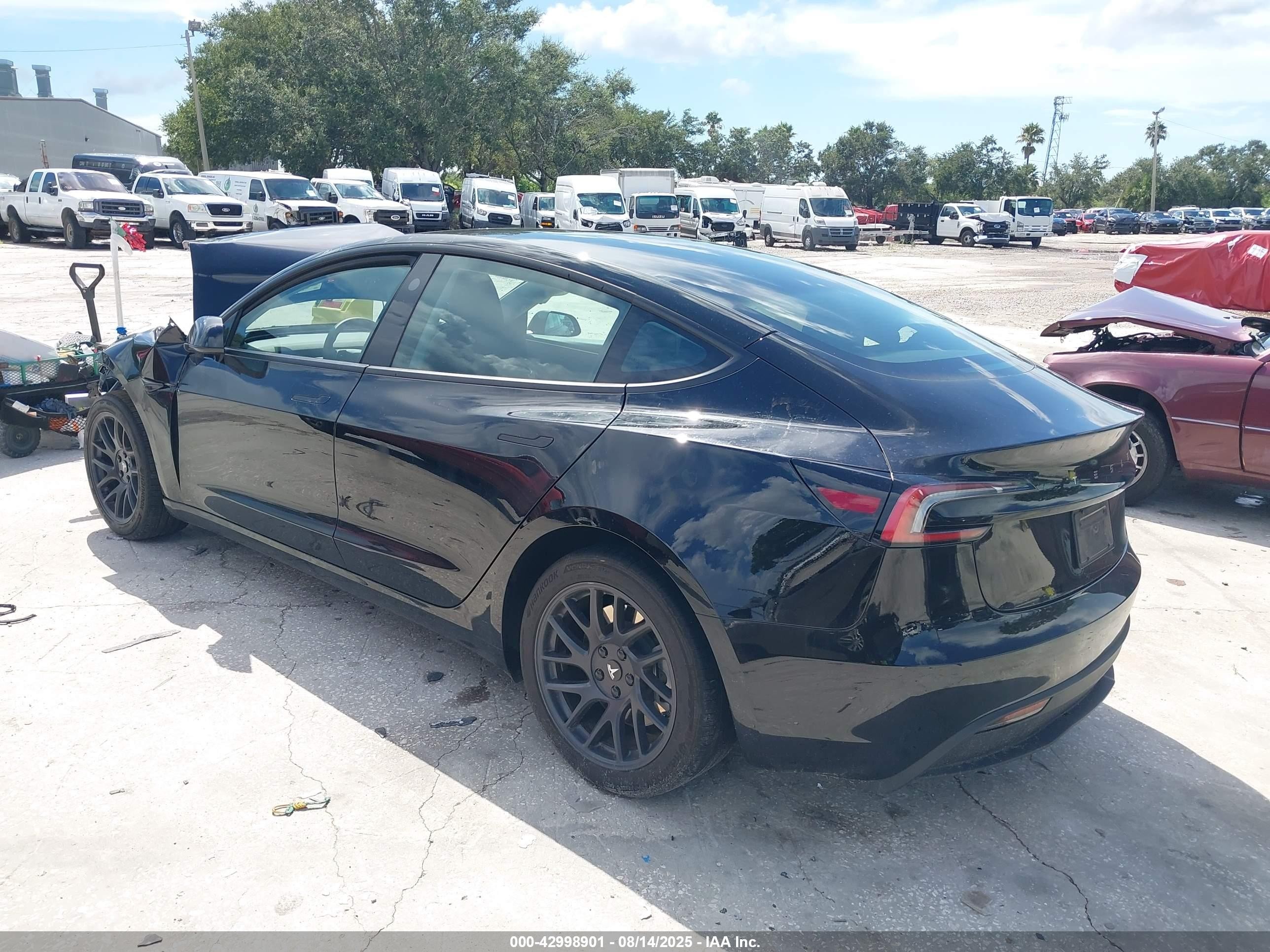 2024 Tesla Model 3 Long Range Dual Motor All-wheel Drive/rear-wheel Drive Черный vin: 5YJ3E1EA2RF739195