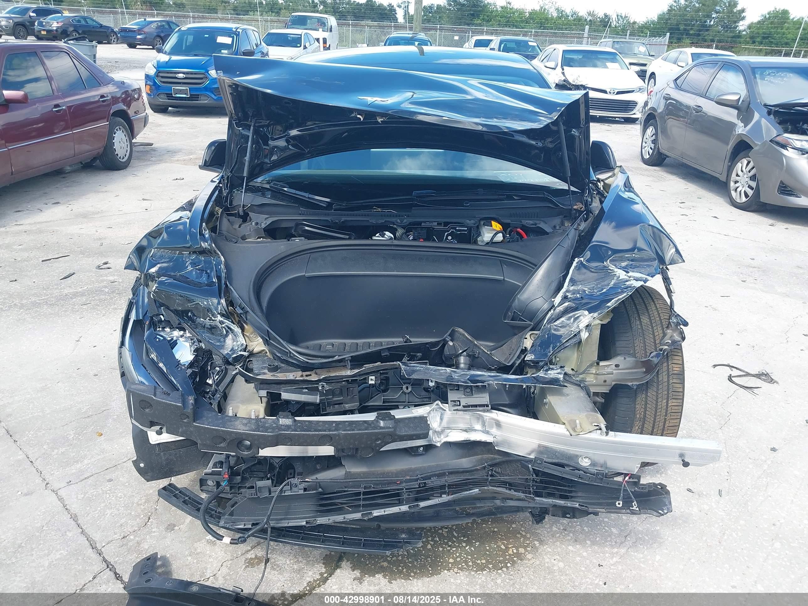 2024 Tesla Model 3 Long Range Dual Motor All-wheel Drive/rear-wheel Drive Черный vin: 5YJ3E1EA2RF739195