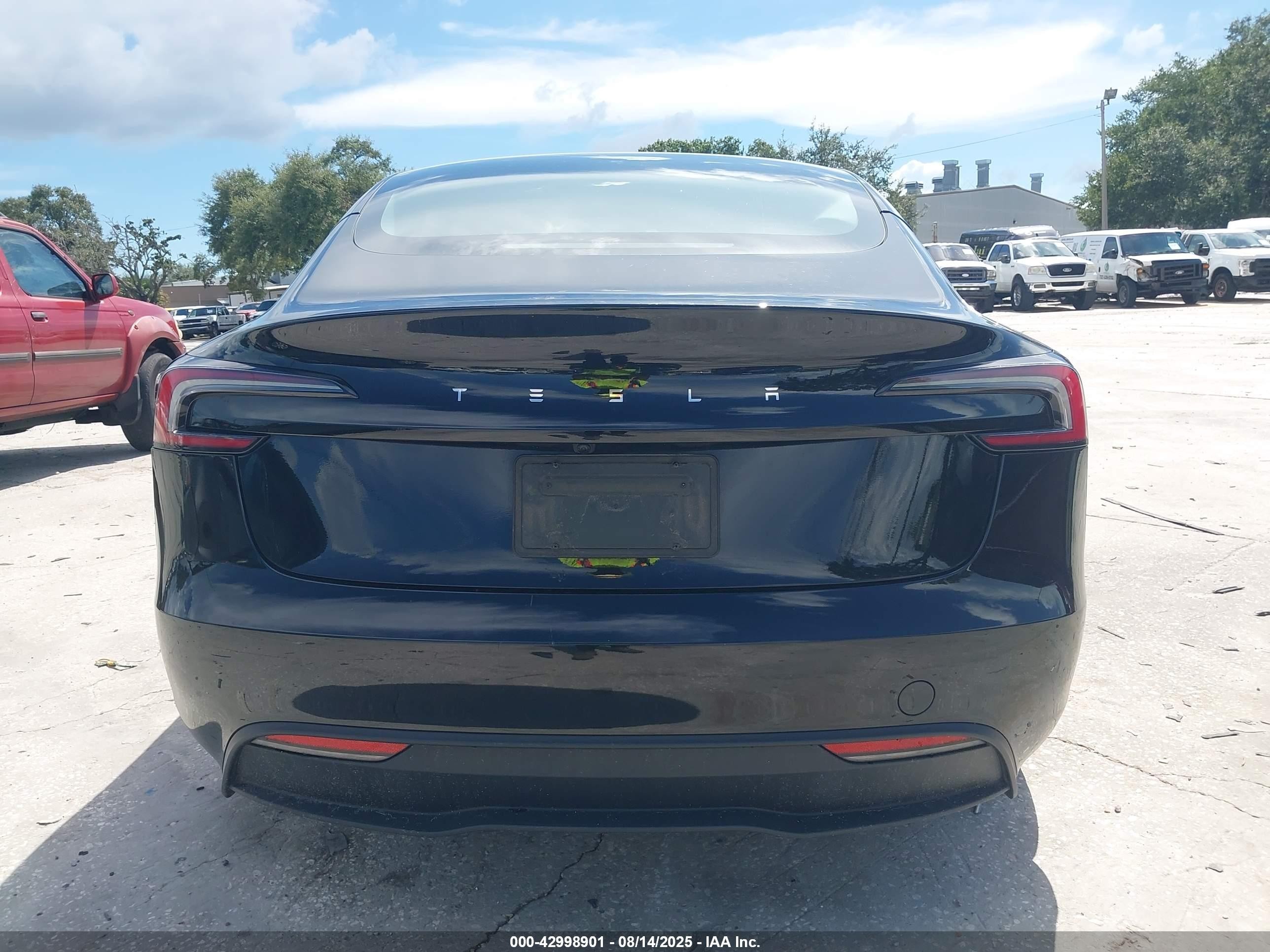 2024 Tesla Model 3 Long Range Dual Motor All-wheel Drive/rear-wheel Drive Черный vin: 5YJ3E1EA2RF739195