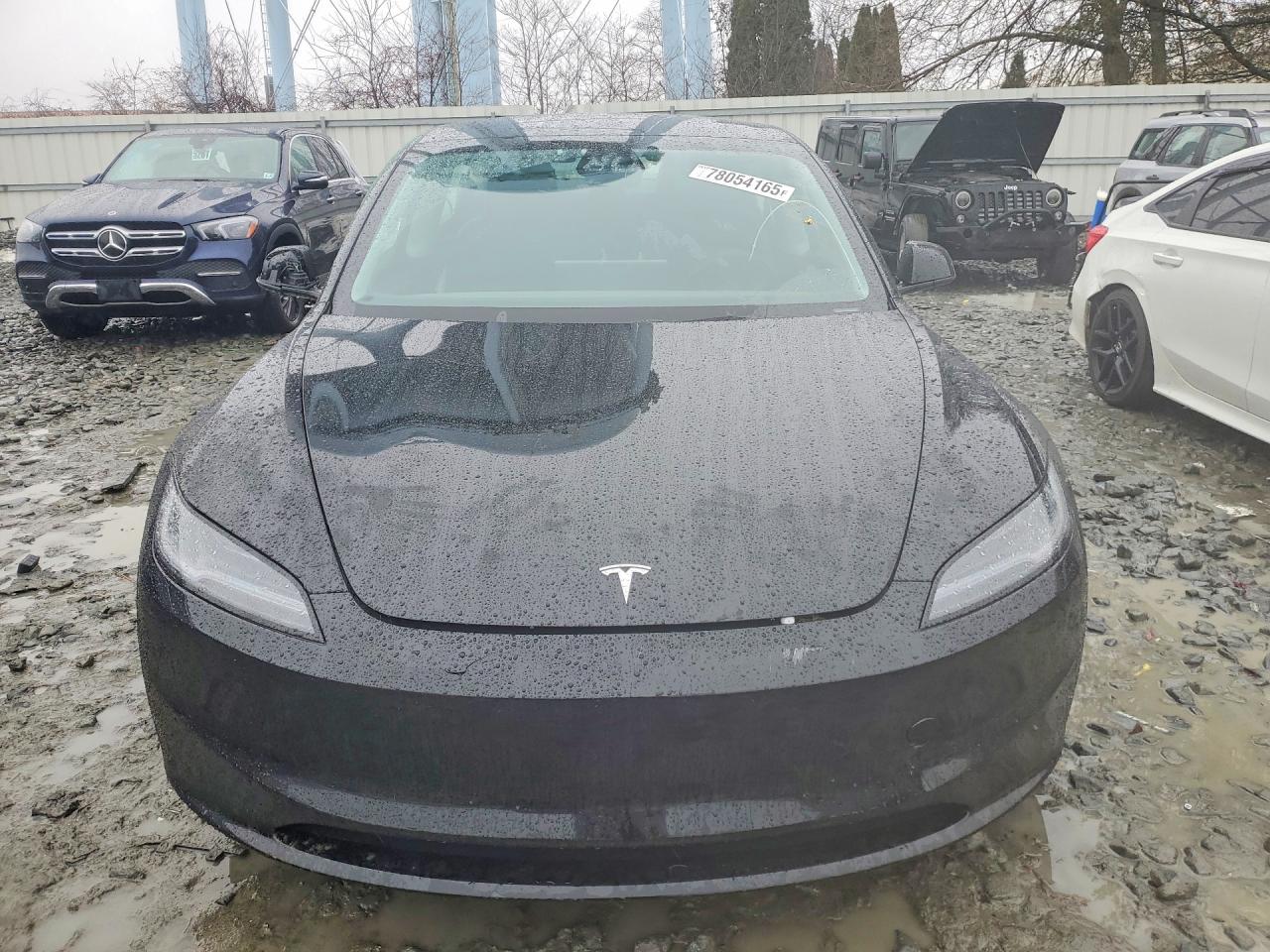 2025 Tesla Model 3 Black vin: 5YJ3E1EA2SF075048