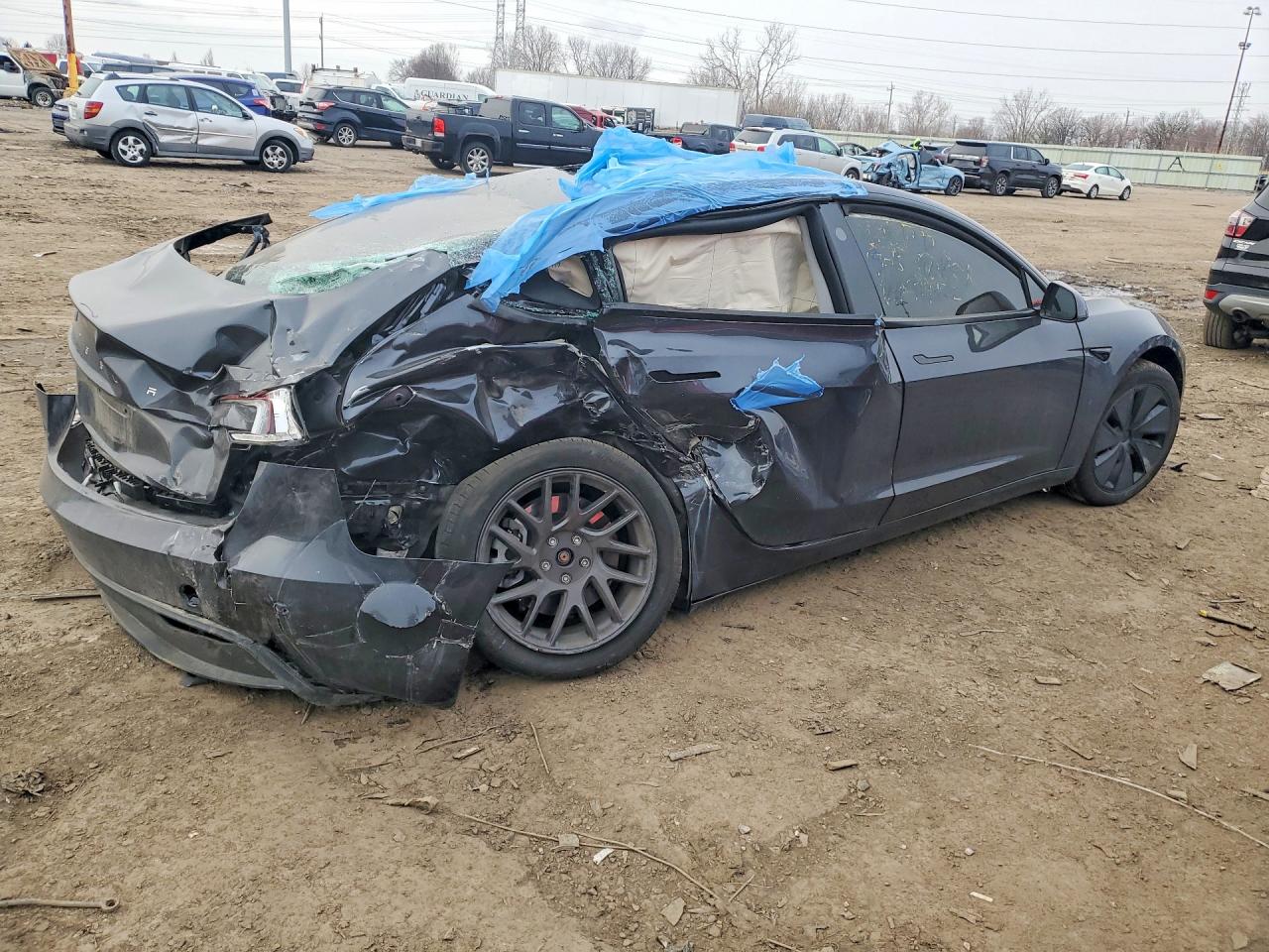 2025 Tesla Model 3 Gray vin: 5YJ3E1EA2SF994922